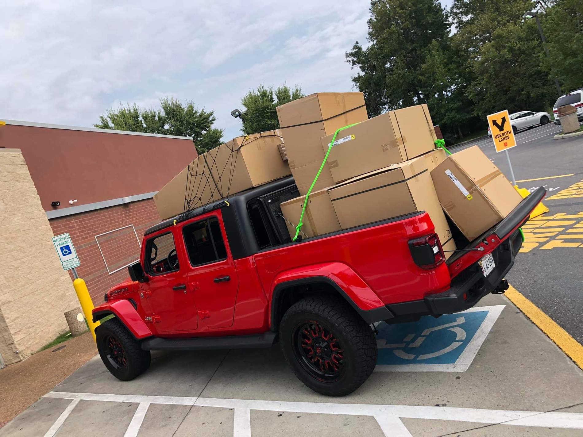 Jeep Gladiator Post your payload pics! _nc_ohc=NGjbewLiZDcAX_ubxCw&_nc_ht=scontent-iad3-1