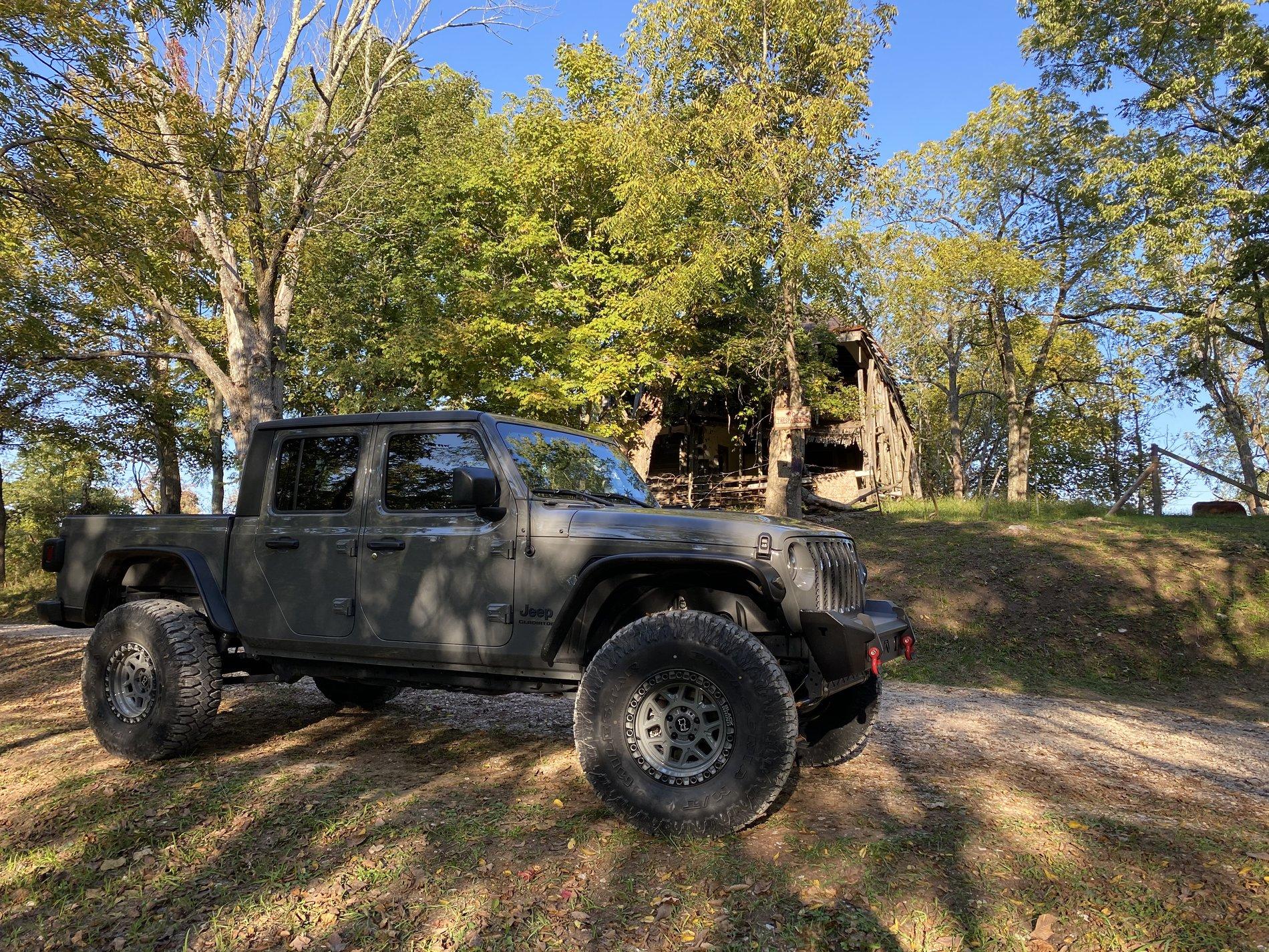 Jeep Gladiator Gladiators on Mopar 2" Lift Kit C0214D7A-BDB4-4846-AD15-52B8E9CFC39D