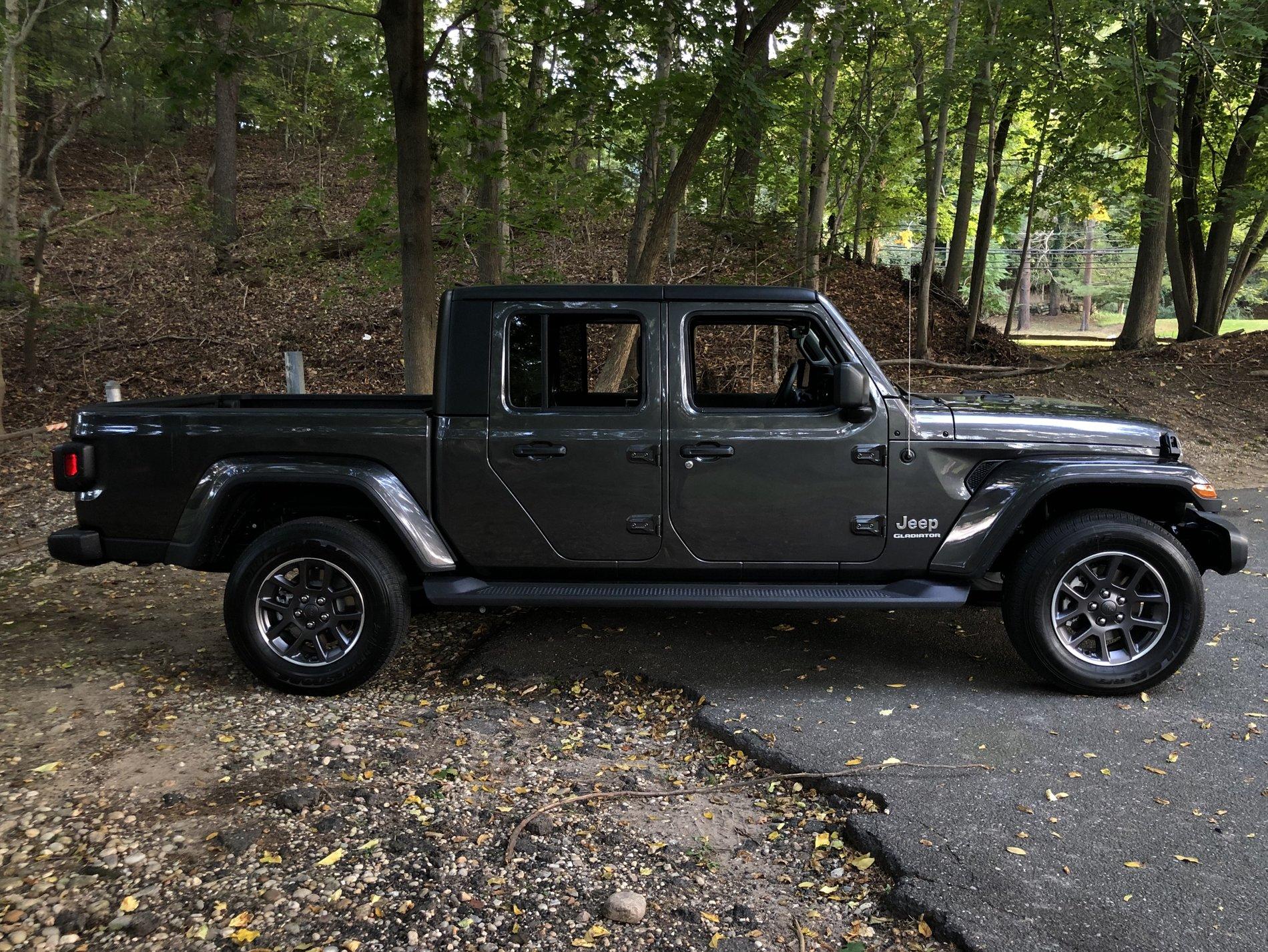 Jeep Gladiator Just picked up this bad boy 2E81F8A9-B80F-4B4E-A4A6-E2A5F34CAEFF