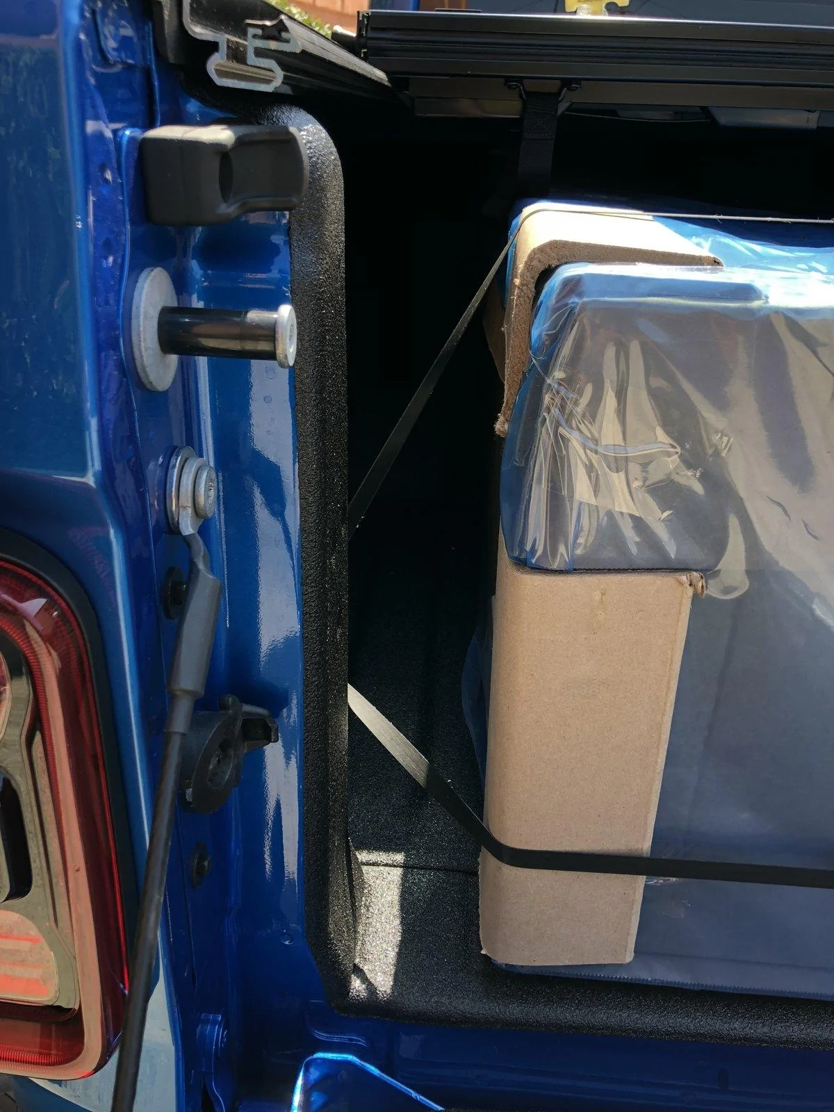 Jeep Gladiator Mandatory Tonneau Cover IMG_2737