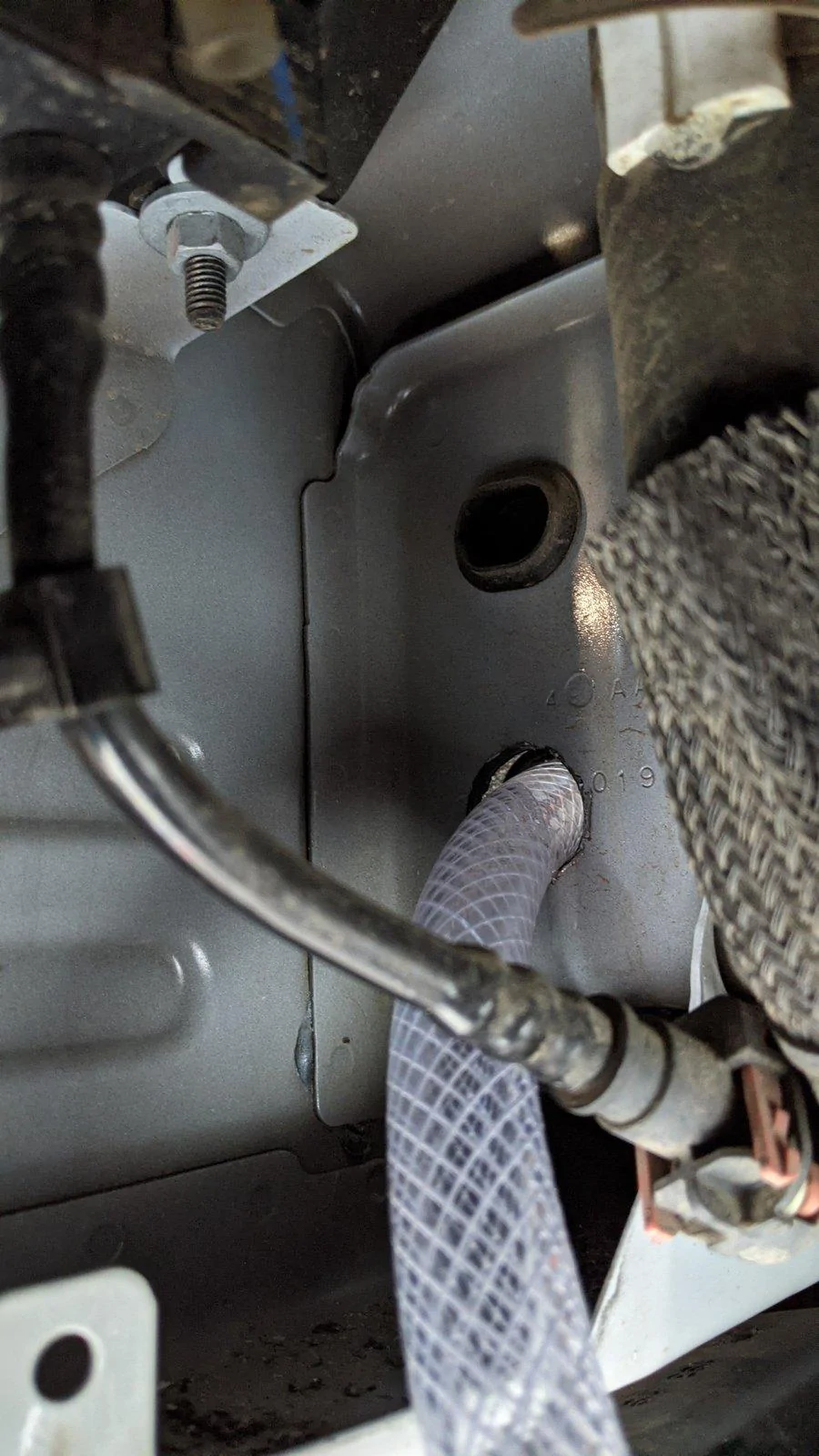 Jeep Gladiator Water Tank - 19.9 gal on-board / removable custom solution PXL_20201006_155242229