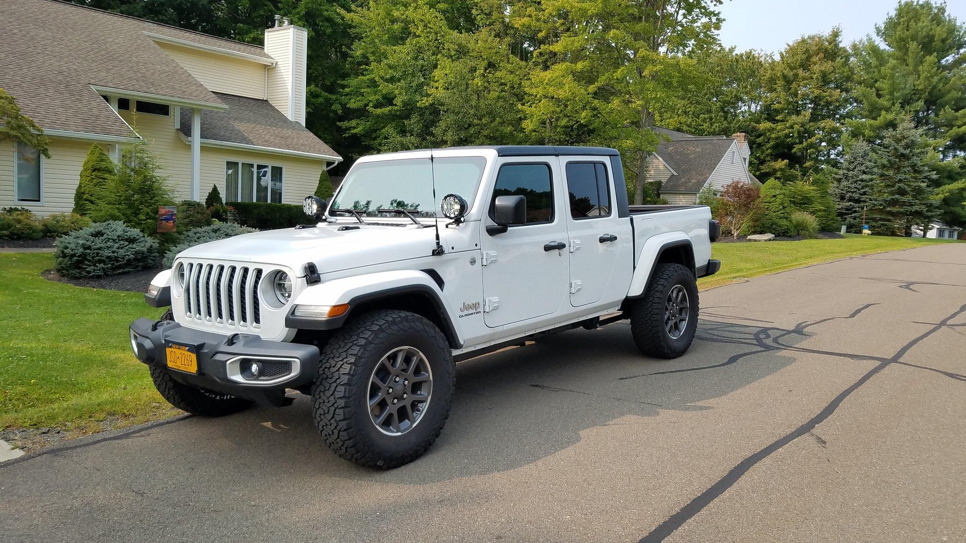 Jeep Gladiator Overland 18” wheels and 33”, 35”, 37” tires? 20200915_144321