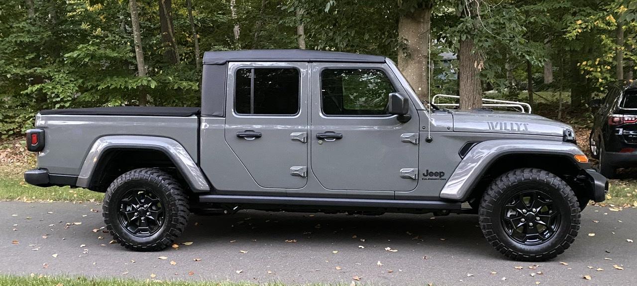 Jeep Gladiator Got my Willys AB3790D7-3E61-4688-AB47-4F905CA5F1D0