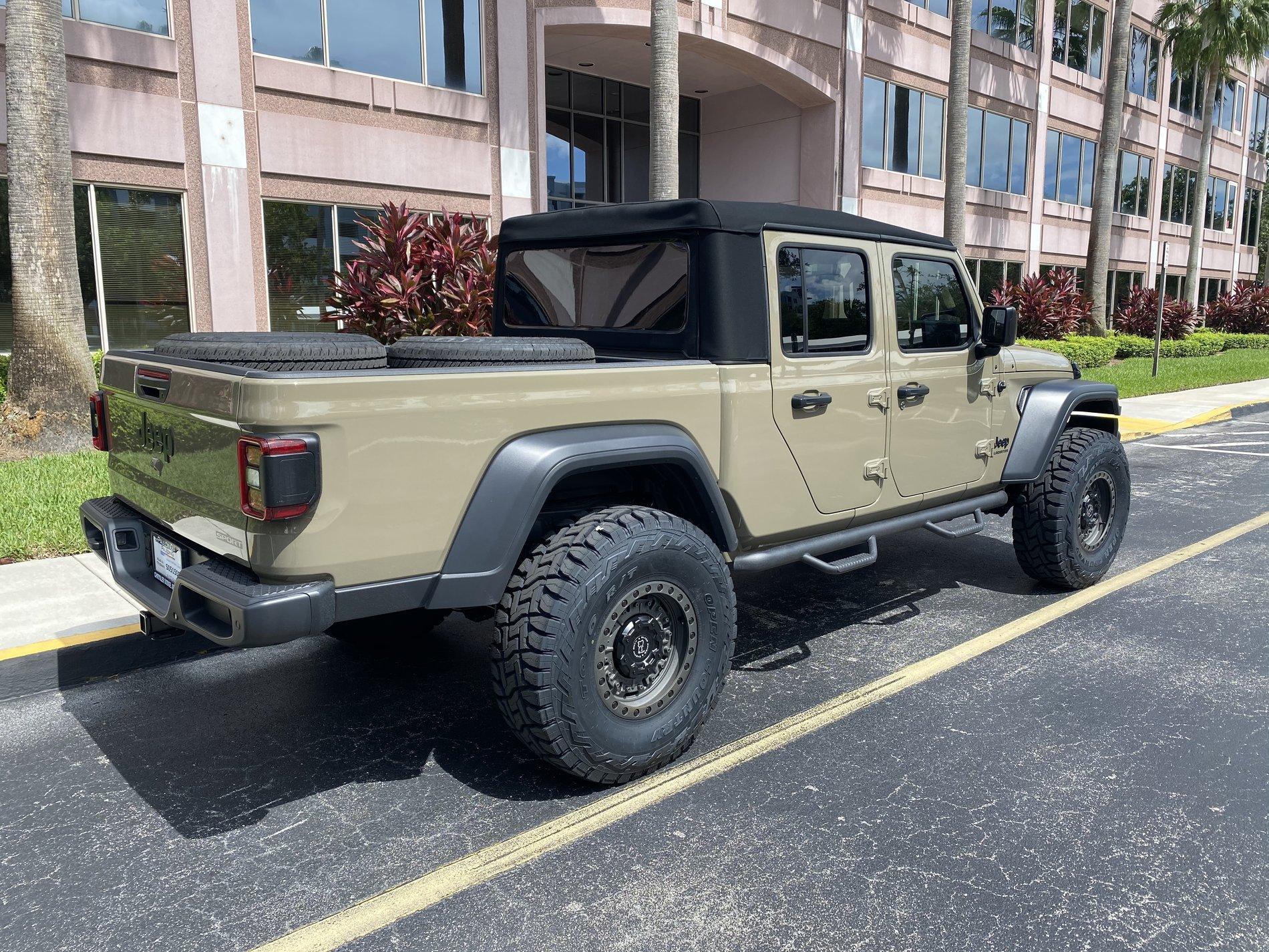 Jeep Gladiator Lets see all those Gladiators with lifts and bigger tires! B6F0A991-071B-47B7-8418-34011E4D0A52