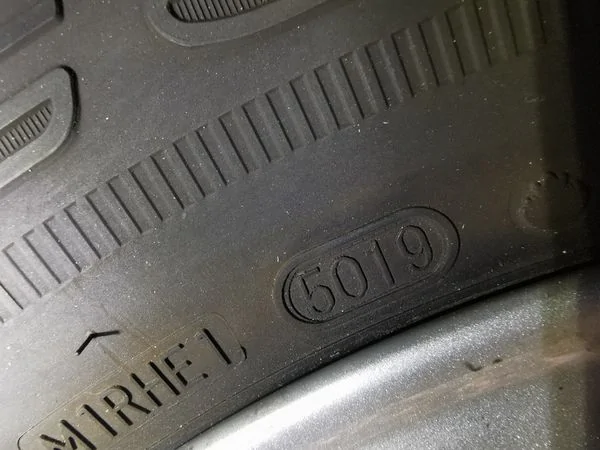 Jeep Gladiator Jeep Gladiator Wheels & Tires. Bridgestone 245/45/17 2,000 miles used only . no tpms. lug nut included 33
