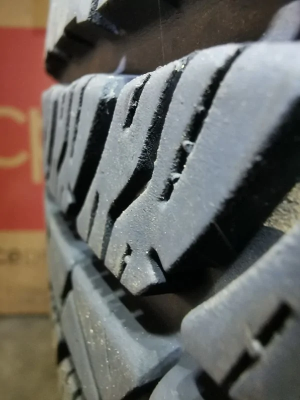Jeep Gladiator Jeep Gladiator Wheels & Tires. Bridgestone 245/45/17 2,000 miles used only . no tpms. lug nut included 36