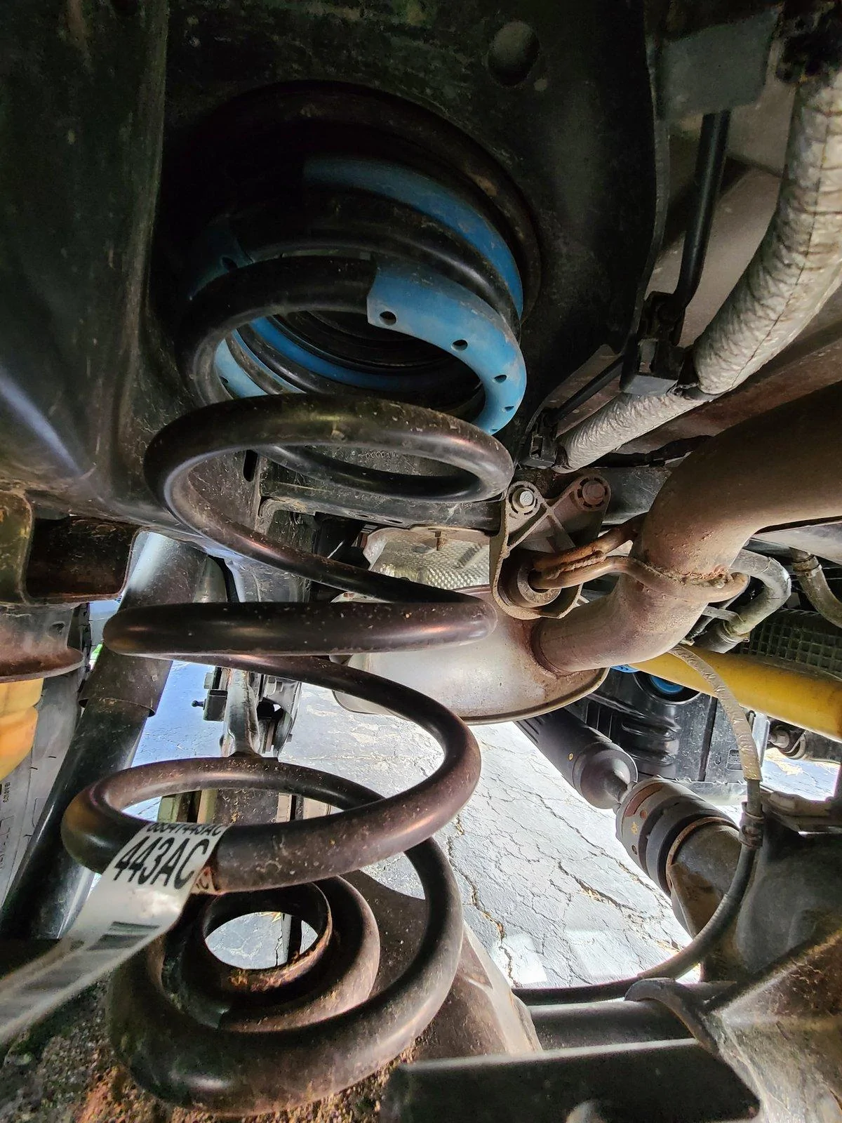 Jeep Gladiator Coil spring part numbers 20201008_133418