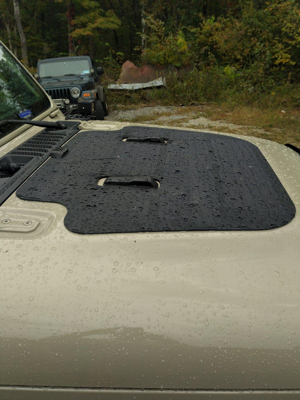 Jeep Gladiator Gladiator JT VSS System - 30 WATT Hood Solar Panel IMG_20201009_141601