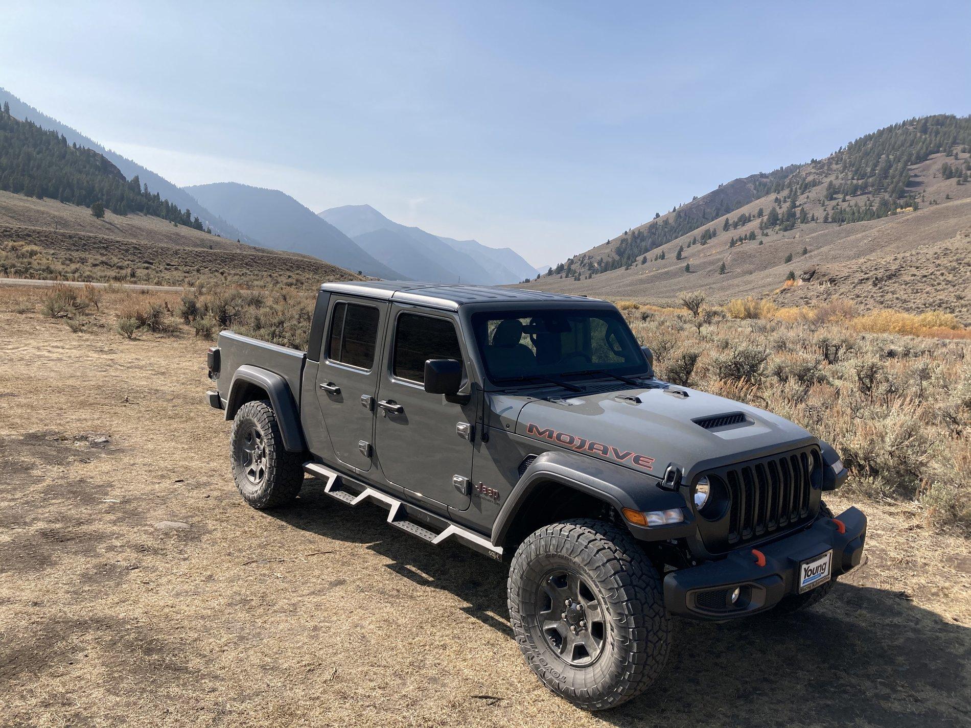 Jeep Gladiator Mojave owners: any issues so far? 1649EAFE-F7C9-4F0D-B299-A2484C5B062A