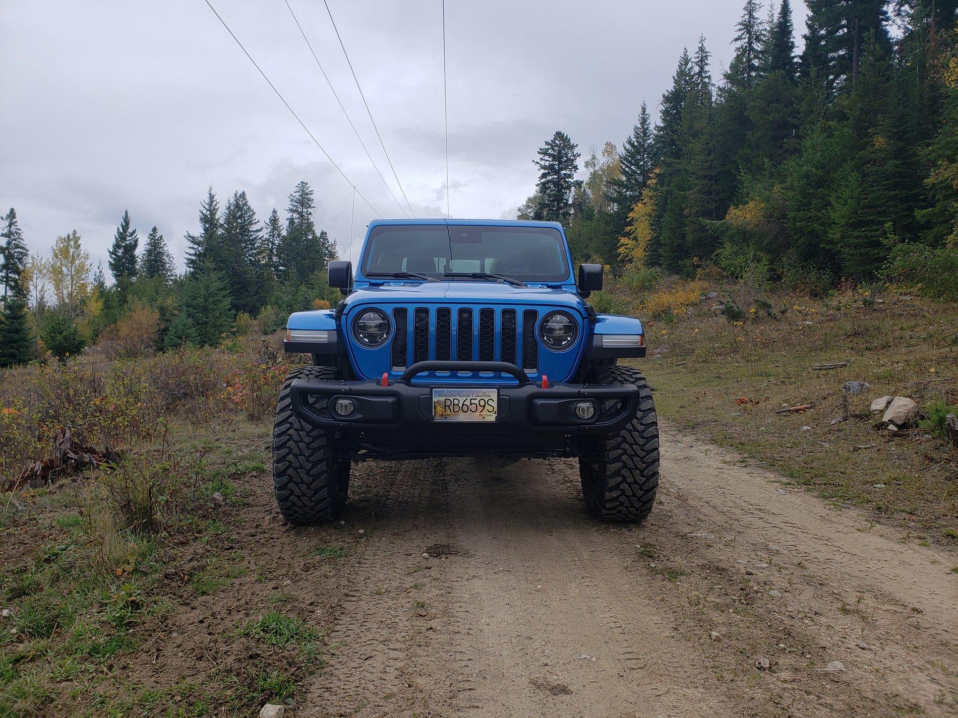 Jeep Gladiator HYDRO BLUE PEARL Gladiator JT Club 20201010_120833
