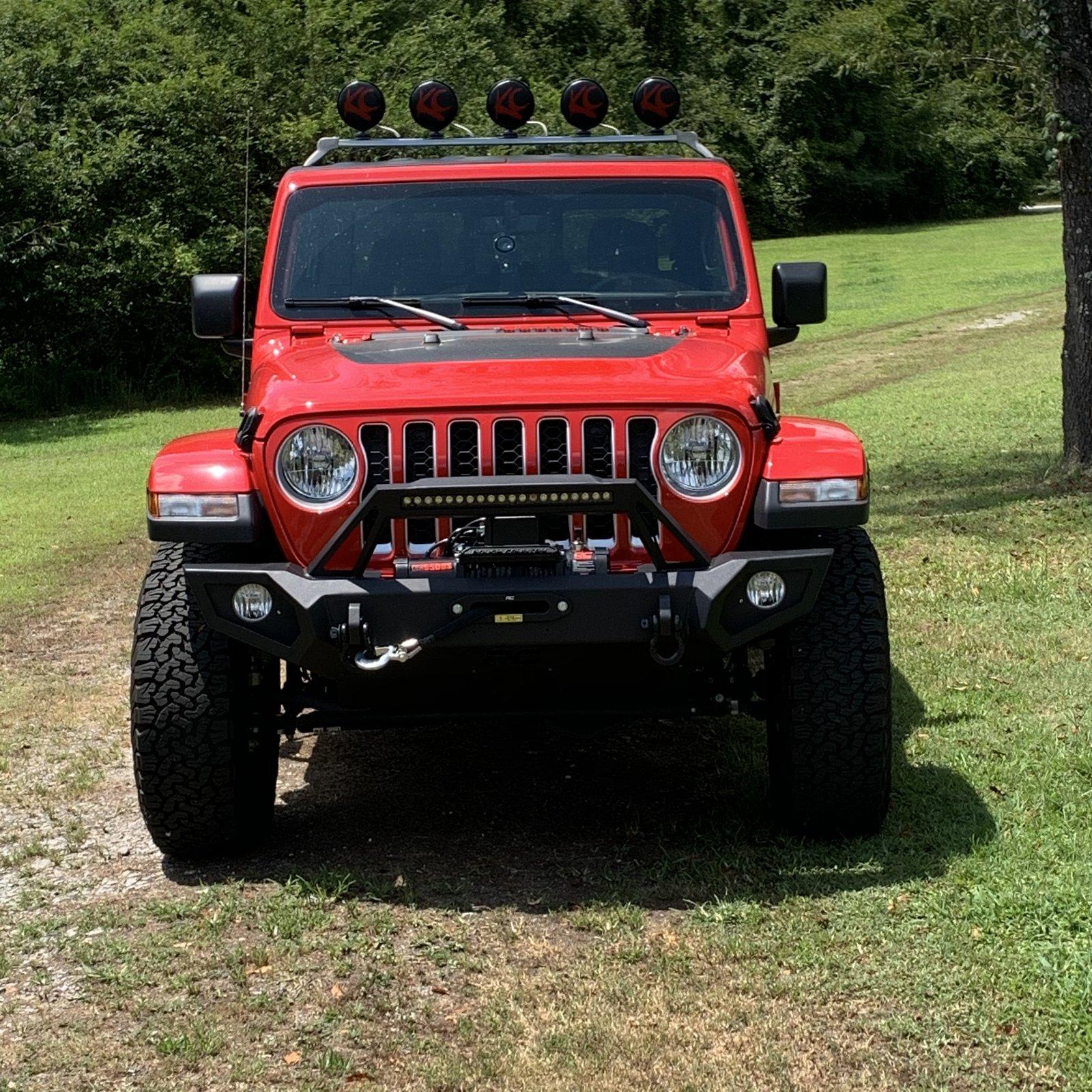 Jeep Gladiator Recommendations for light bar above the windshield with conventional lights (like Hella or KC)? 623F603D-884C-4DD2-8427-598BB8C9201B
