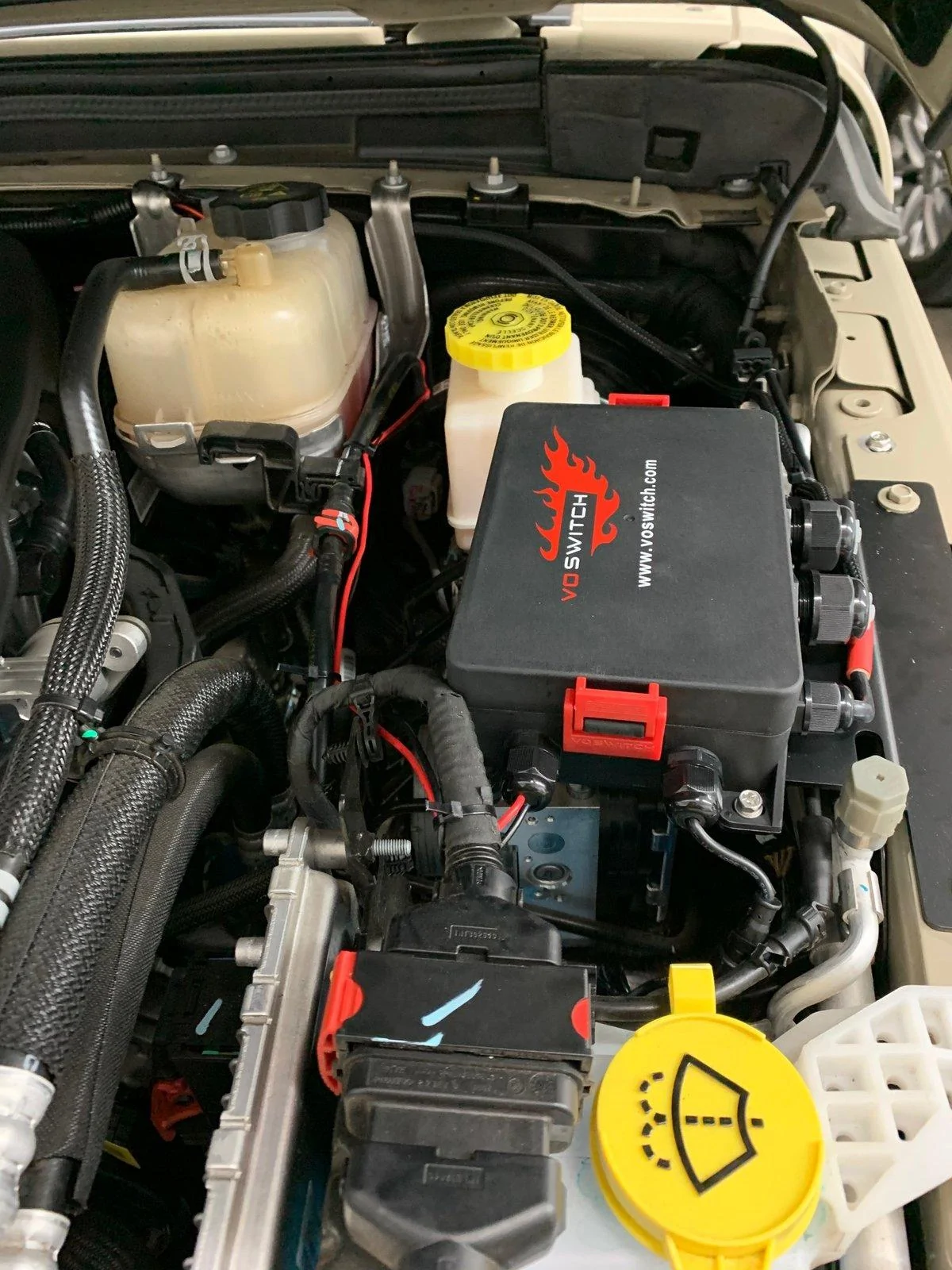 Jeep Gladiator GOOD OPTION TO ADD AUXILIARY SWITCHES 58FA89A0-6207-4D8D-9C0B-61EDDE9E0B0C