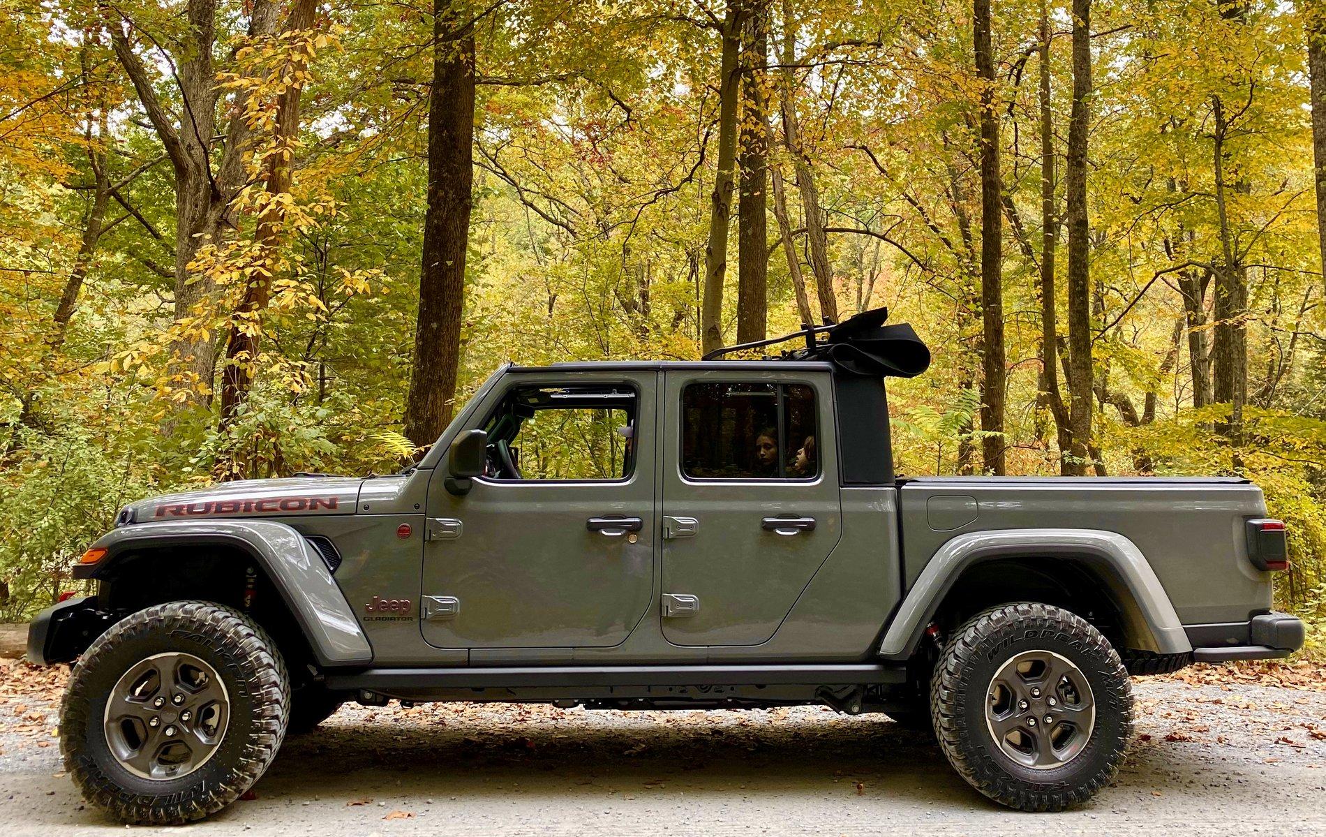 Jeep Gladiator STING GRAY Gladiator JT Club 8B8C404F-6483-45E5-B3D9-0875B517F14F