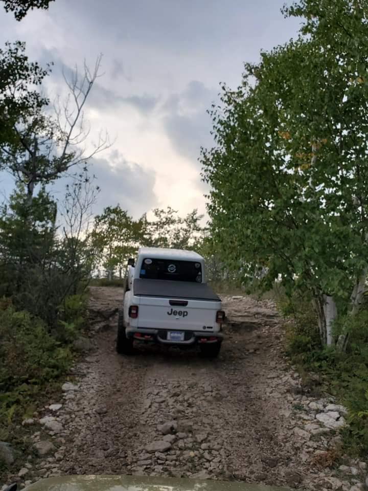 Jeep Gladiator Can I Go Off Road With Stock Axels And 37s? 71136718_10214817454966180_279630236717416448_n