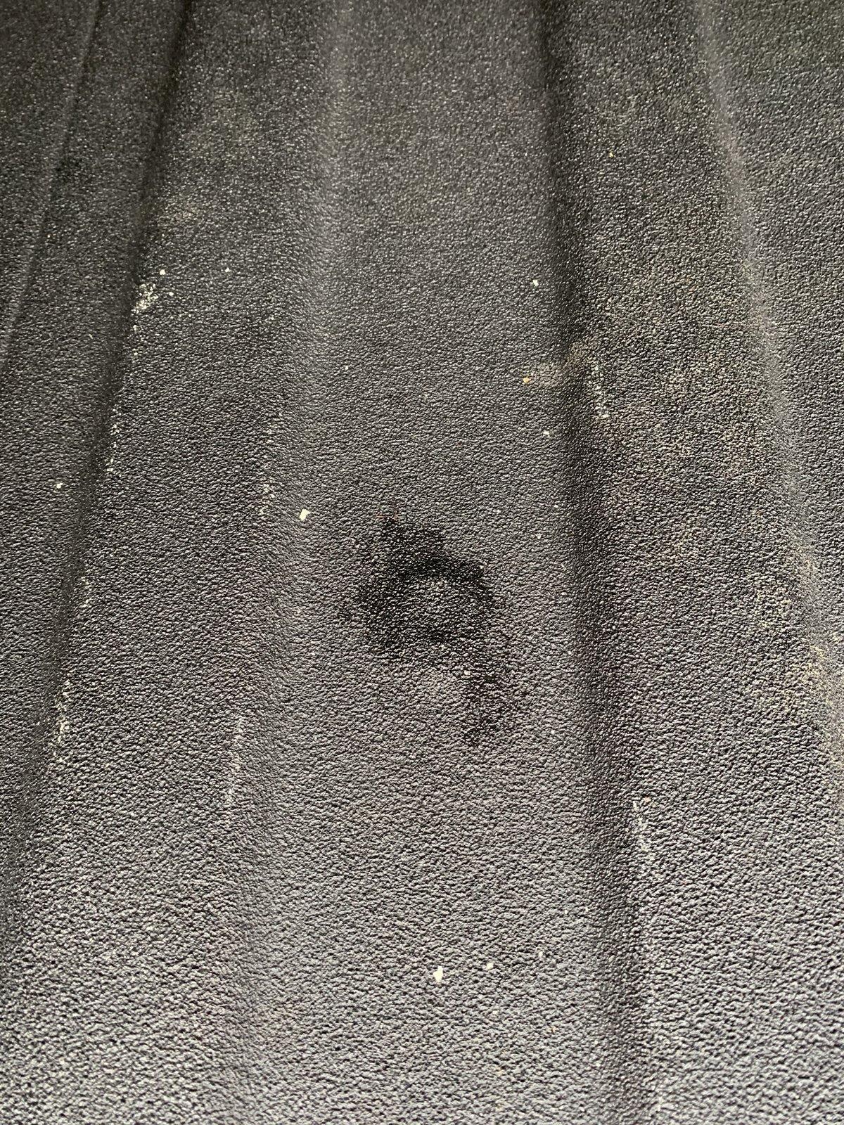 Jeep Gladiator Potential rust spot under factory spray in liner? 51A5C6AB-BB78-4086-91BB-D4E2A83D4ED5
