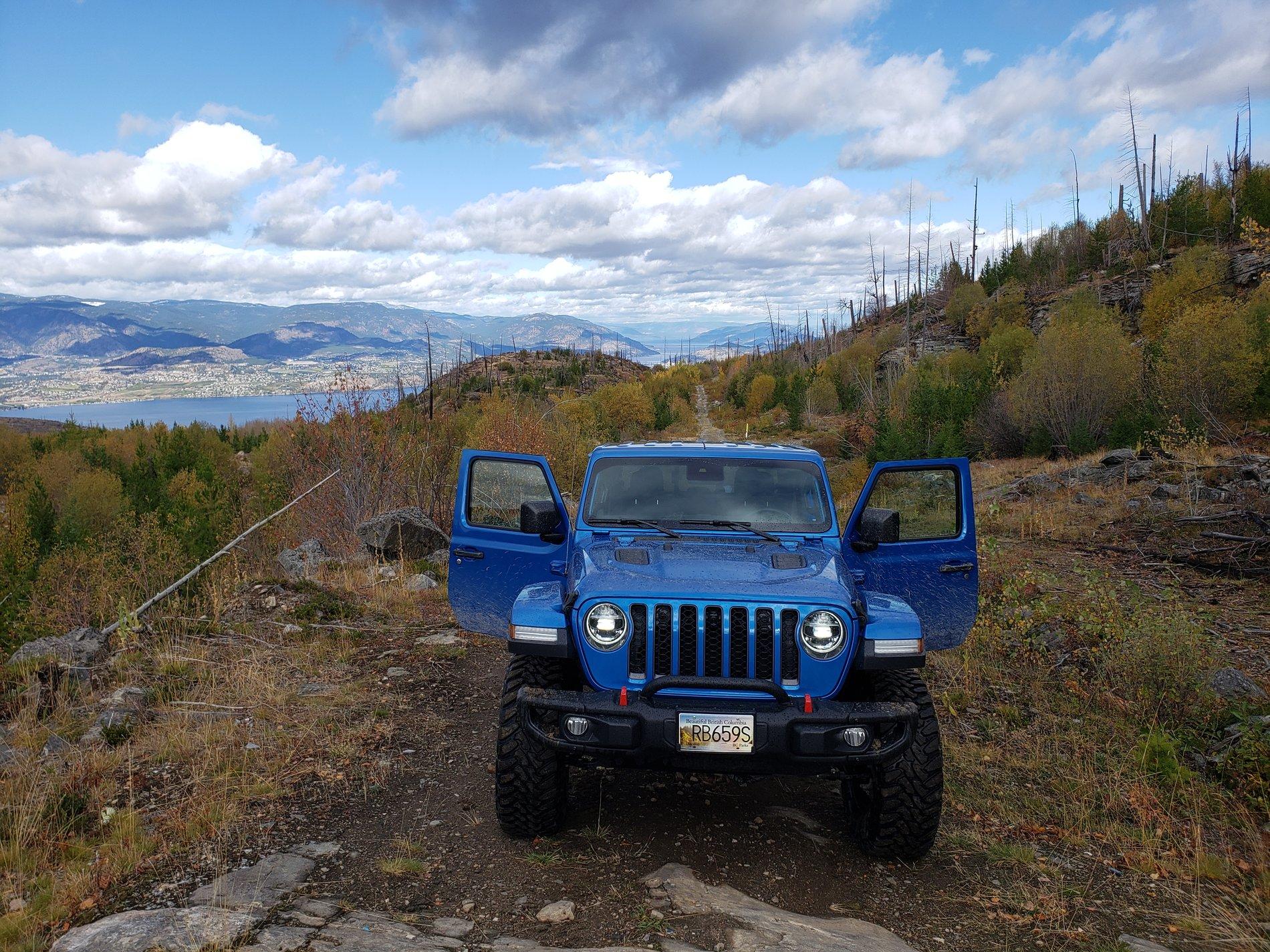 Jeep Gladiator HYDRO BLUE PEARL Gladiator JT Club 20201012_121329