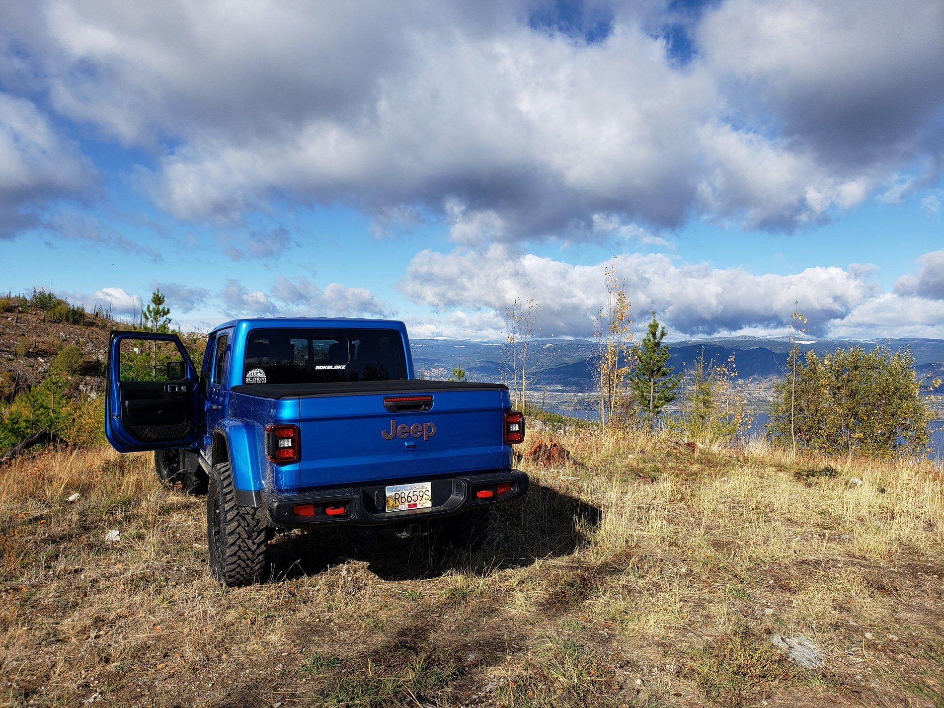 Jeep Gladiator HYDRO BLUE PEARL Gladiator JT Club 20201012_105317