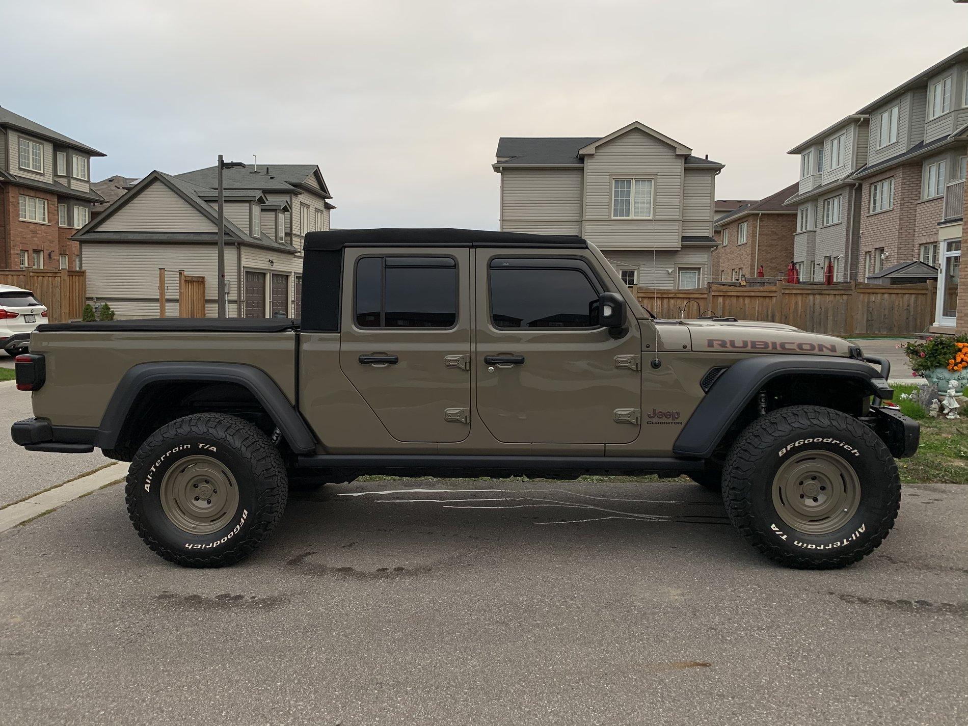 Jeep Gladiator Has anyone painted their hardtop an off colour ? F6998F1D-701A-49ED-B4DF-7E2F27D9D856