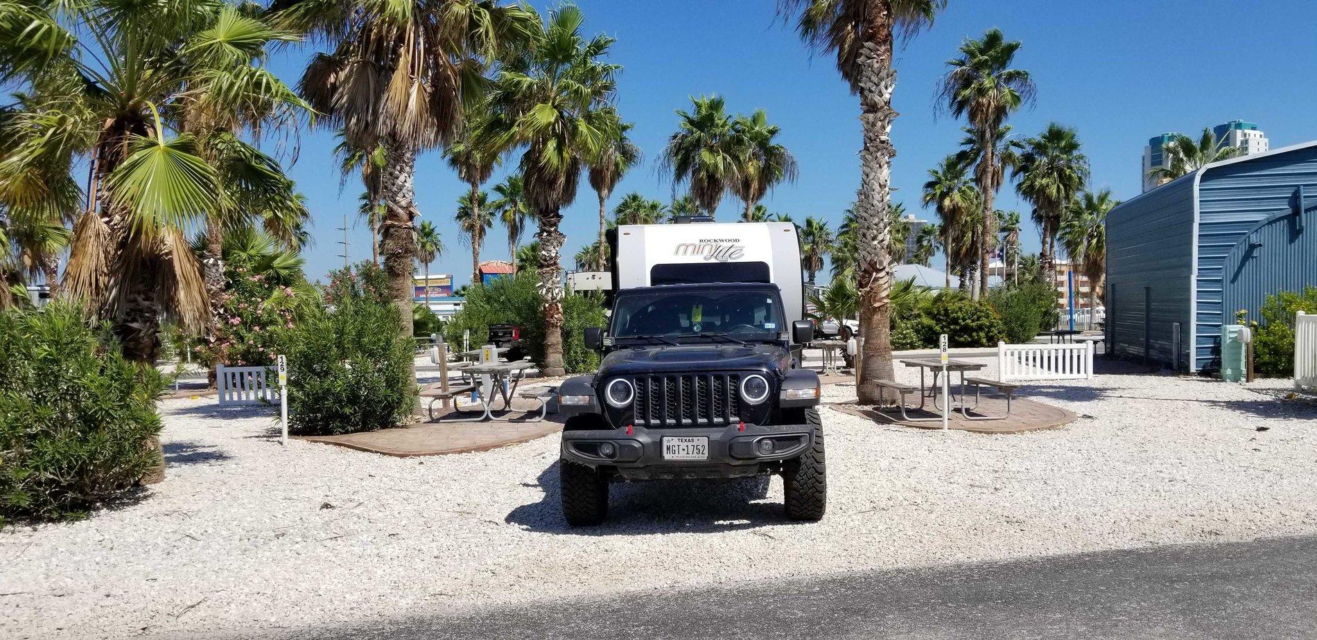 Jeep Gladiator So, what is everybody towing? 20201010_122321