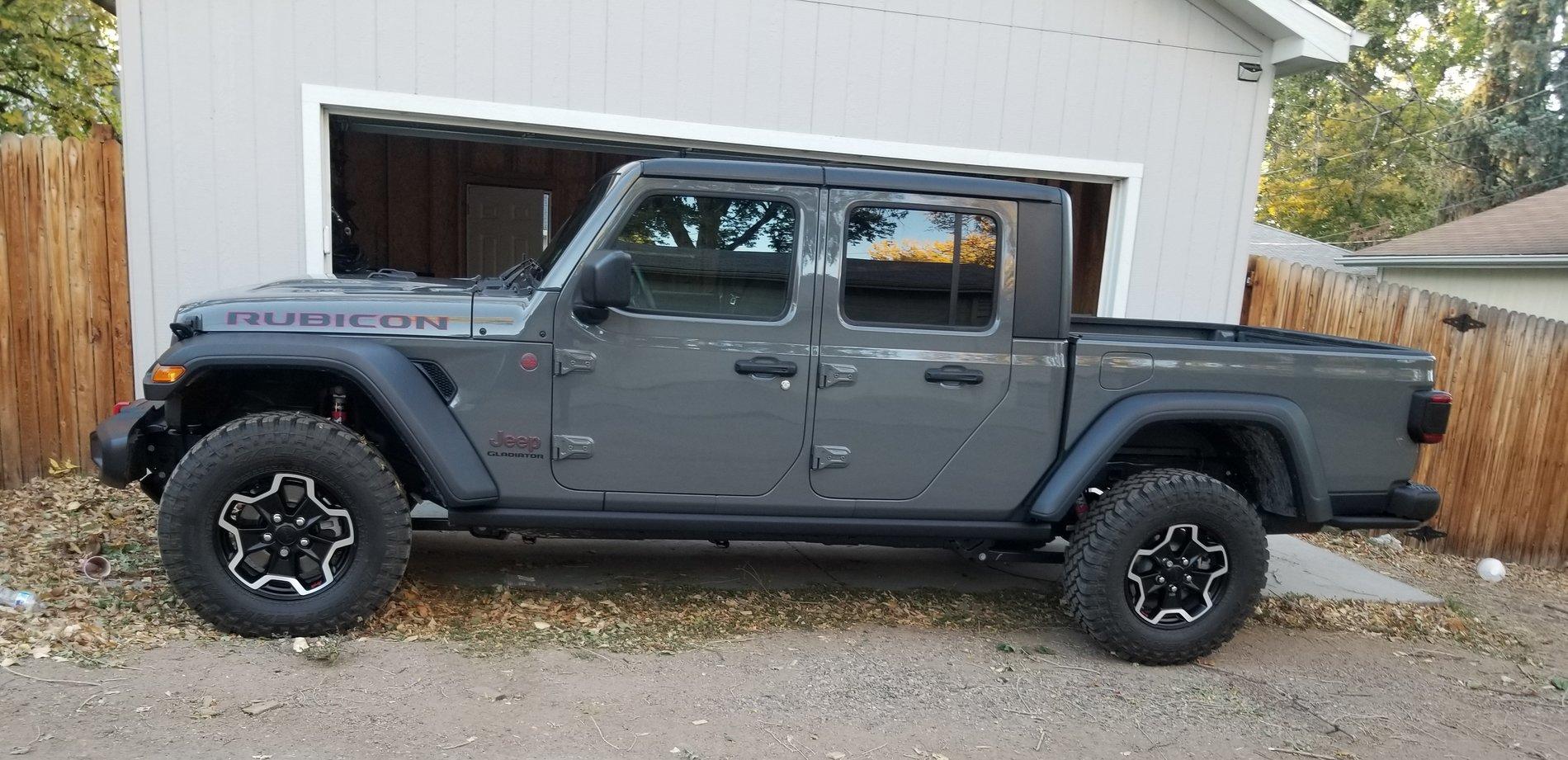 Jeep Gladiator Protecting the paint 20201013_175145_1