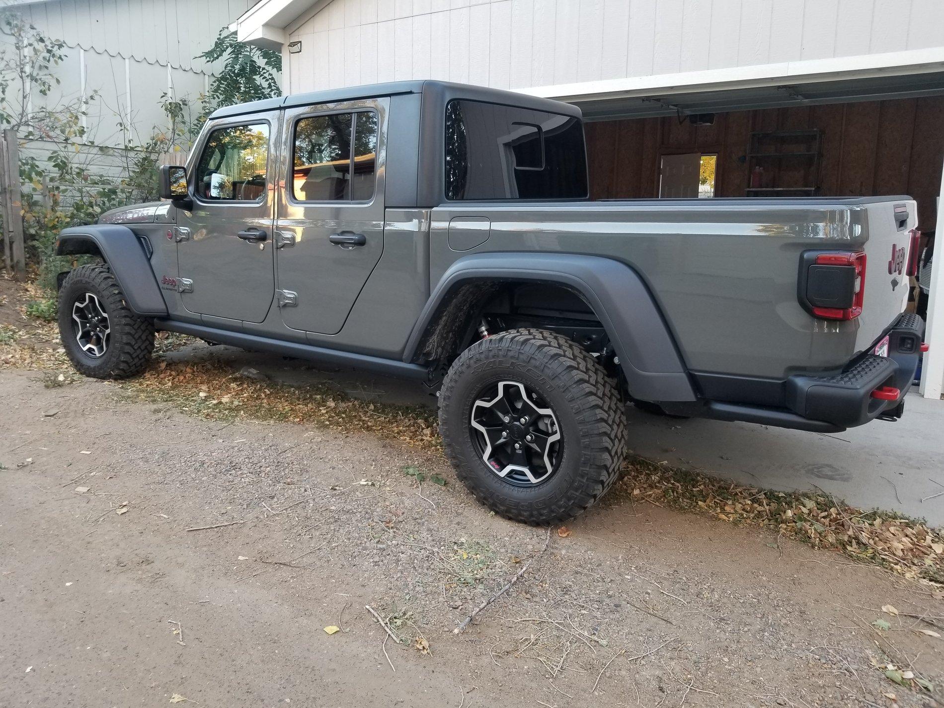 Jeep Gladiator Protecting the paint 20201013_175138