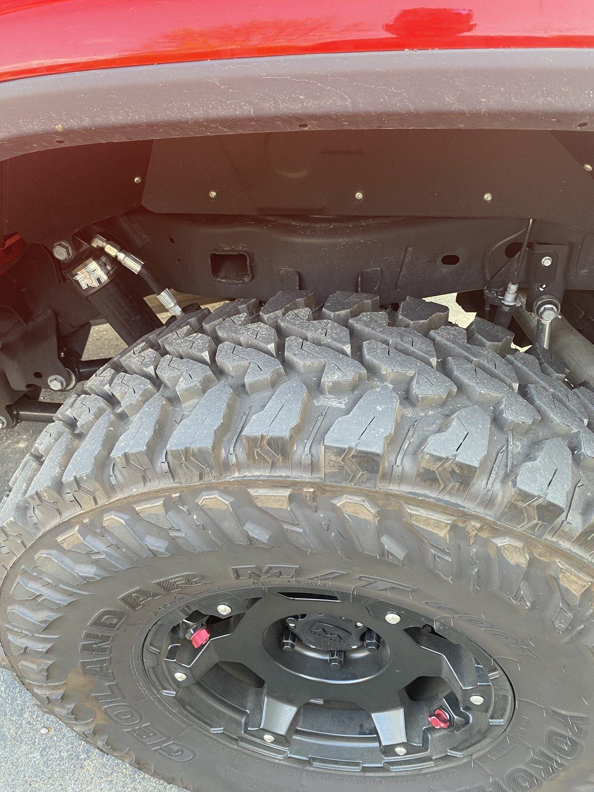 Jeep Gladiator 37 inch Yokohama geolander MT 0DC1DFC4-3EBF-4890-AC01-306D285566A7