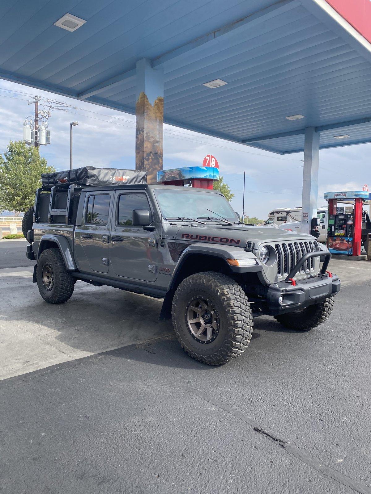 Jeep Gladiator STING GRAY Gladiator JT Club EC7C78A1-B1F0-4D7E-BDC3-642C0C9F47EC