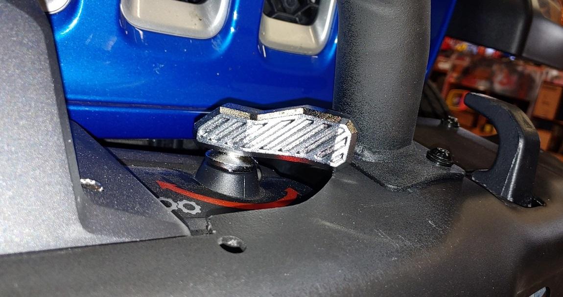 Jeep Gladiator Just installed Rubicon-style eBay bumper (and a winch) - my experiences 20201015_104950