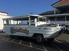 Jeep Gladiator 2021? Jeep gladiator megacab 4x4 220px-Duck_Boat,_Branson,_MO