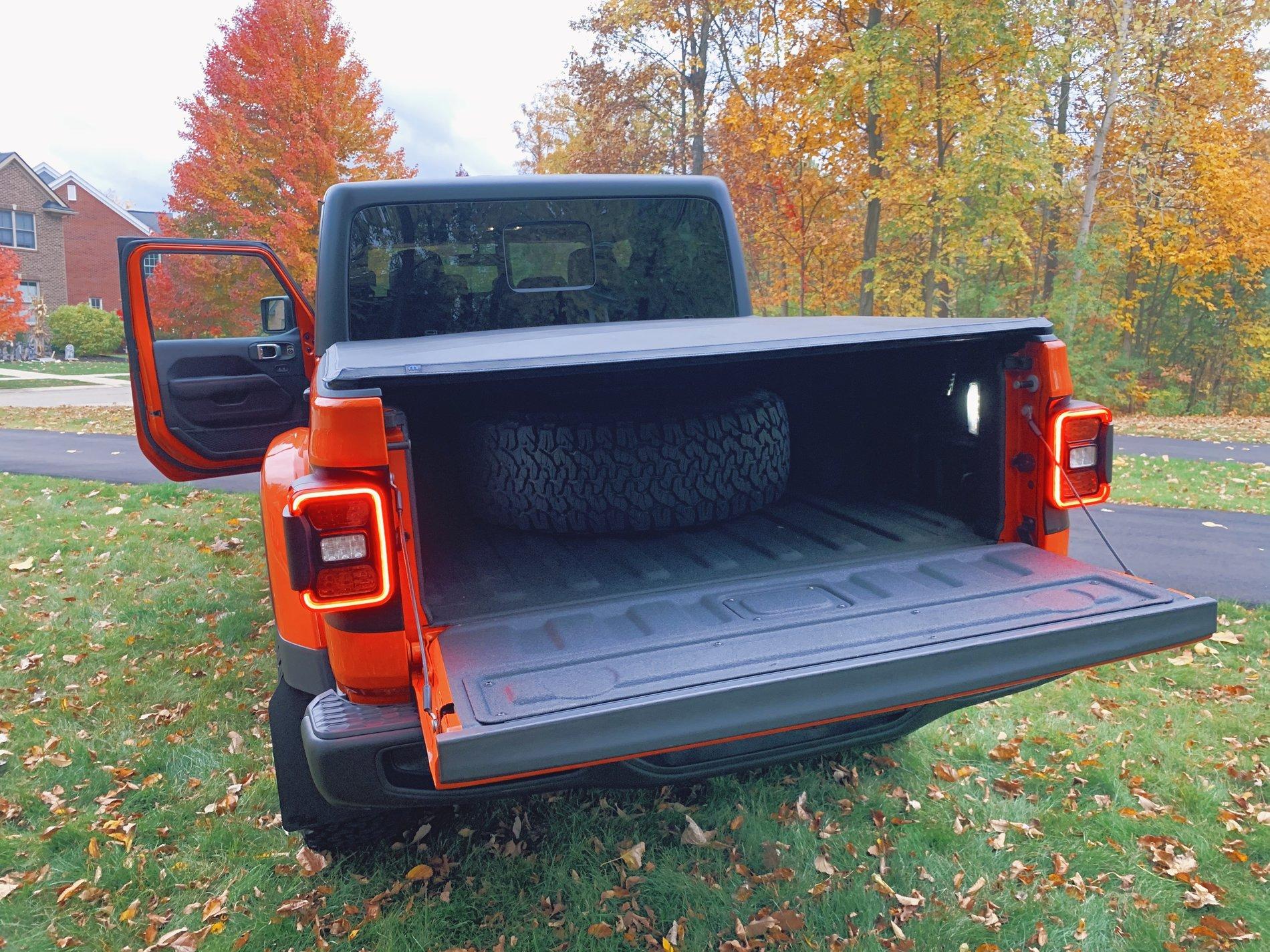 Jeep Gladiator 2020 Punk'n Gladiator Rubicon - 6500 Miles trunk
