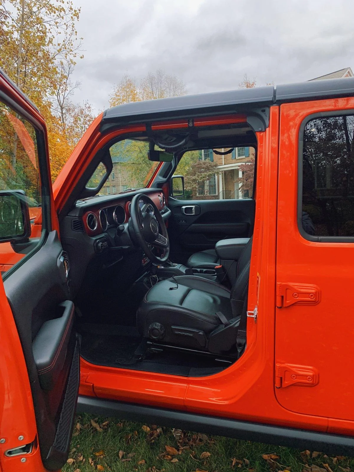 Jeep Gladiator 2020 Punk'n Gladiator Rubicon - 6500 Miles drivers
