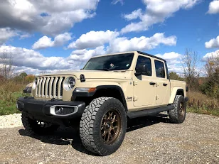 Jeep Gladiator Lets see all those Gladiators with lifts and bigger tires! 1