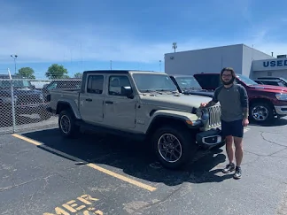 Jeep Gladiator Lets see all those Gladiators with lifts and bigger tires! 3