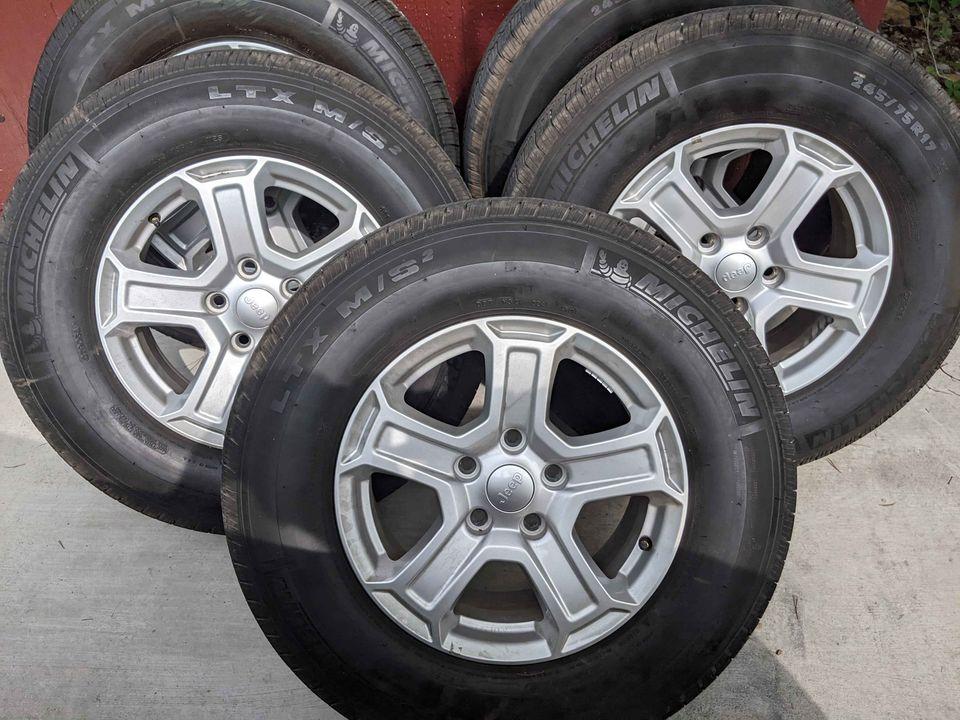 Jeep Gladiator WTT: Wrangler Sport S Wheels/Tires for Gladiator Sport S Wheels/Tires wrangler wheels