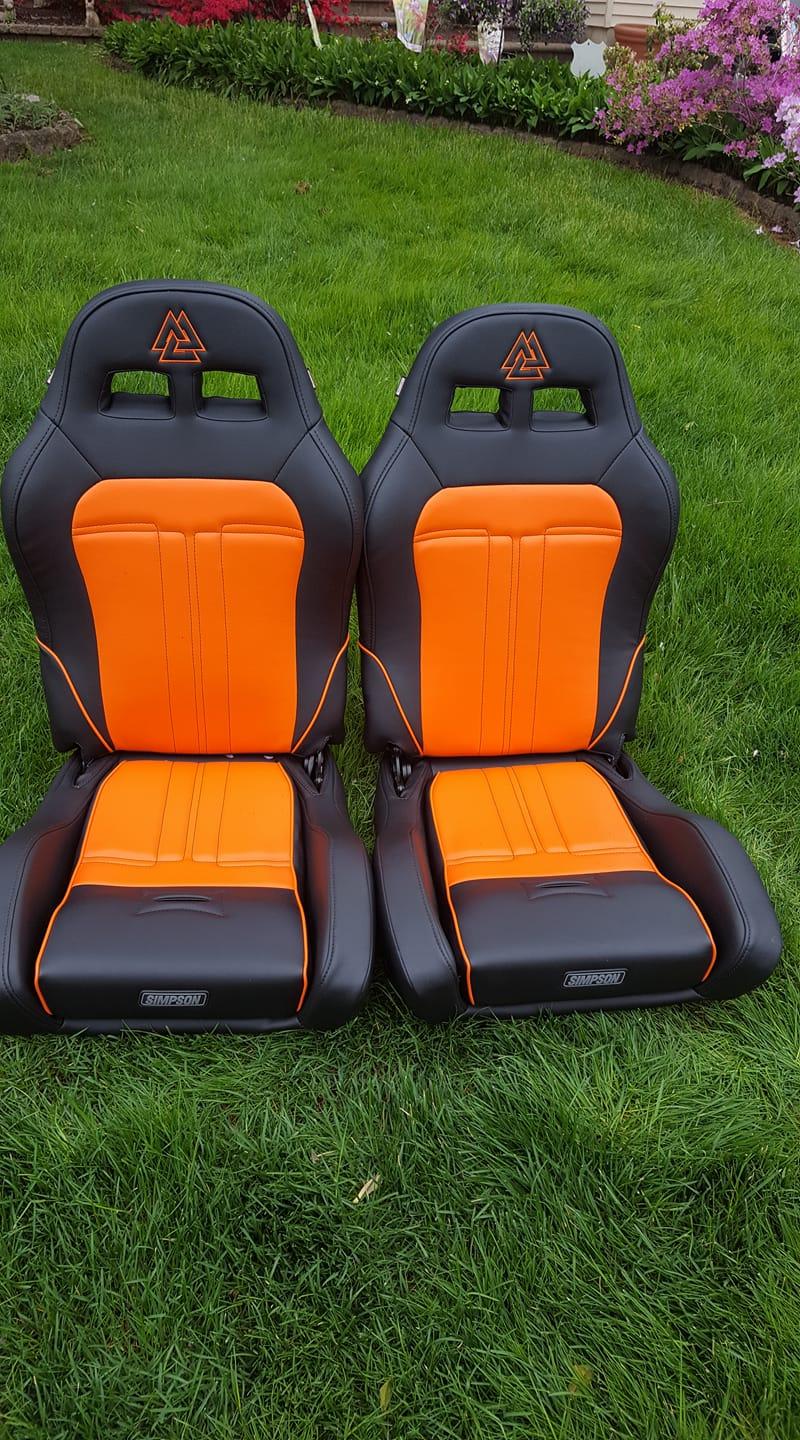 Jeep Gladiator leather vs cloth Seats