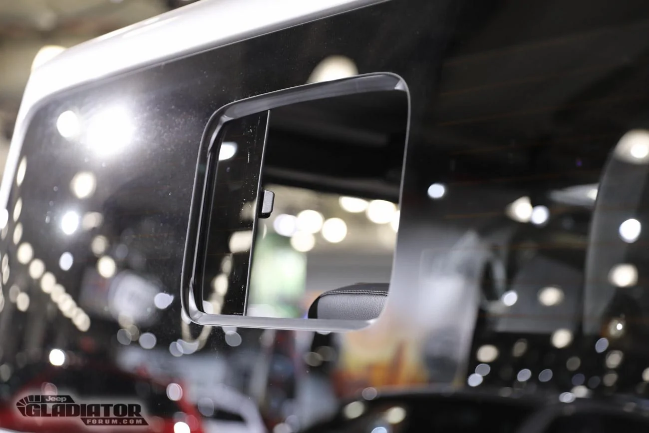 Jeep Gladiator 2019 NY Auto Show: Jeep Gladiators on Display A33A8423