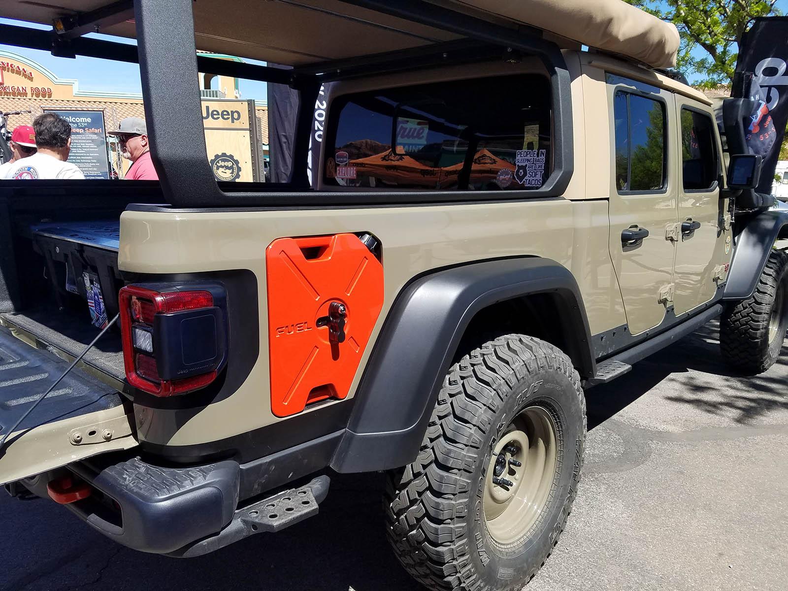 Jeep Gladiator Jeep Gladiator Wayout Concept in Gator Color wayout1