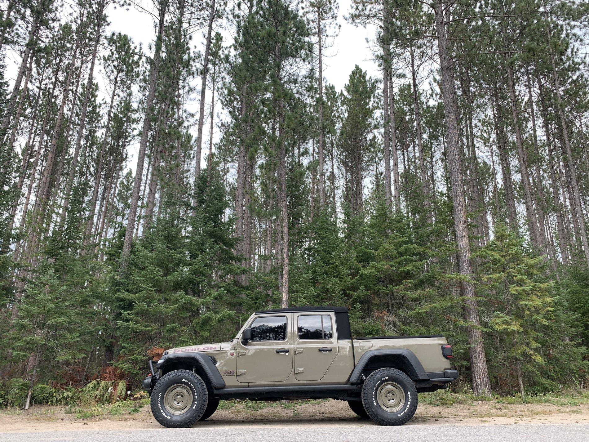 Jeep Gladiator My Gator Retro/Export style/Overlander  Gladiator Rubicon build. 72640AB5-4ECD-4894-8EF8-250511E7BAF3