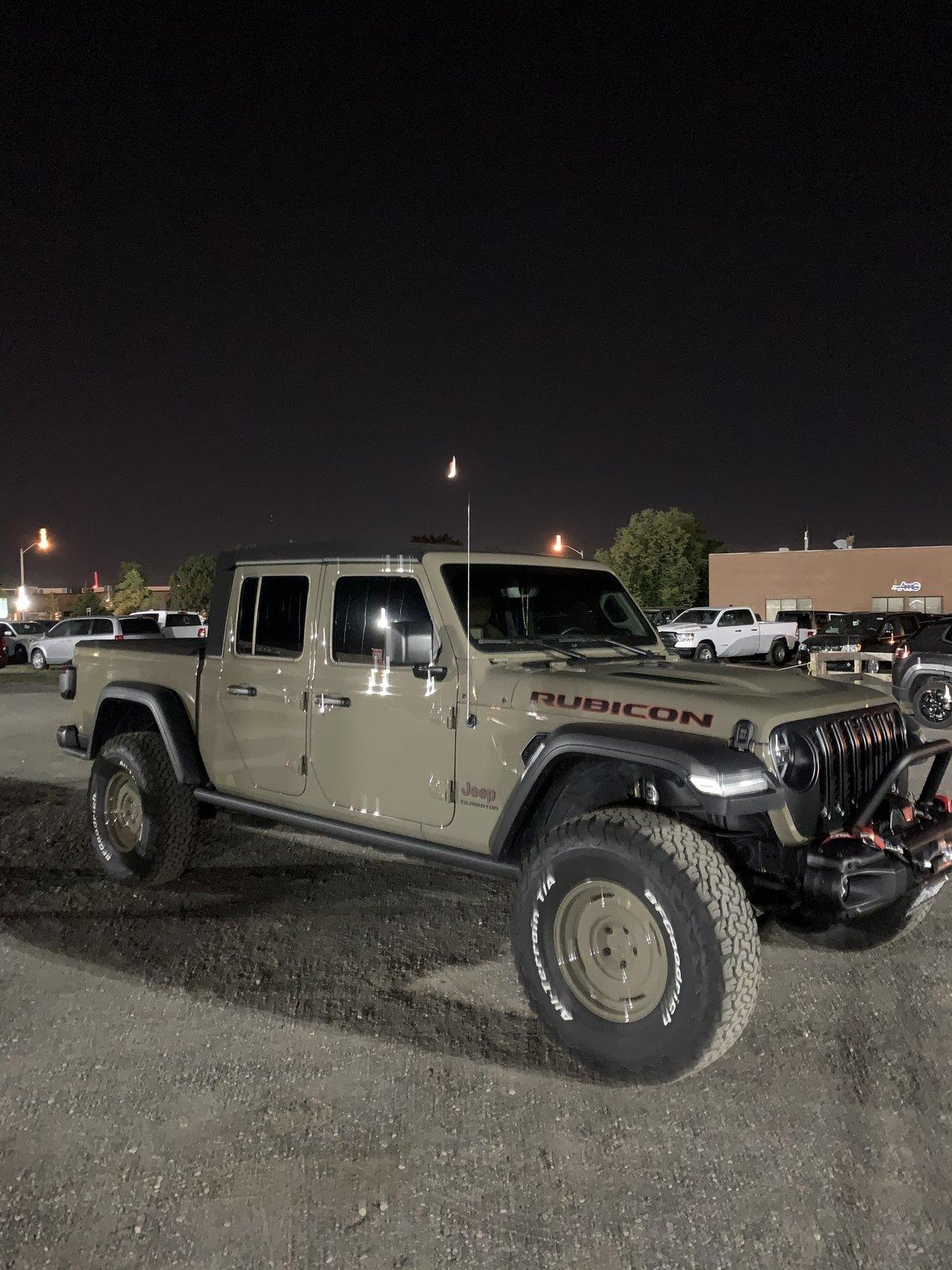 Jeep Gladiator My Gator Retro/Export style/Overlander  Gladiator Rubicon build. 7C683974-62C8-43A5-8538-D1E6AF7216A3