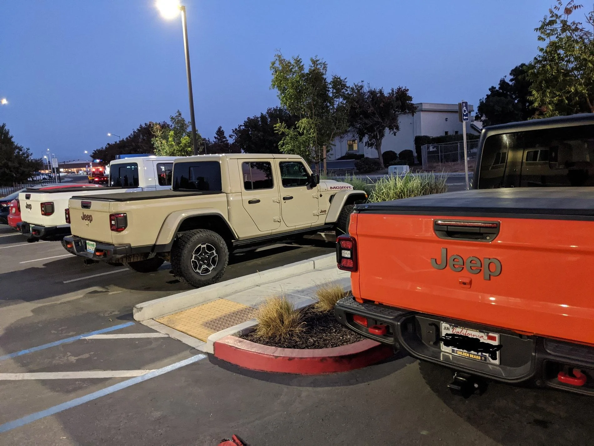 Jeep Gladiator Jeeps Parking Next To Jeeps PXL_20201016_015112100 - Copy