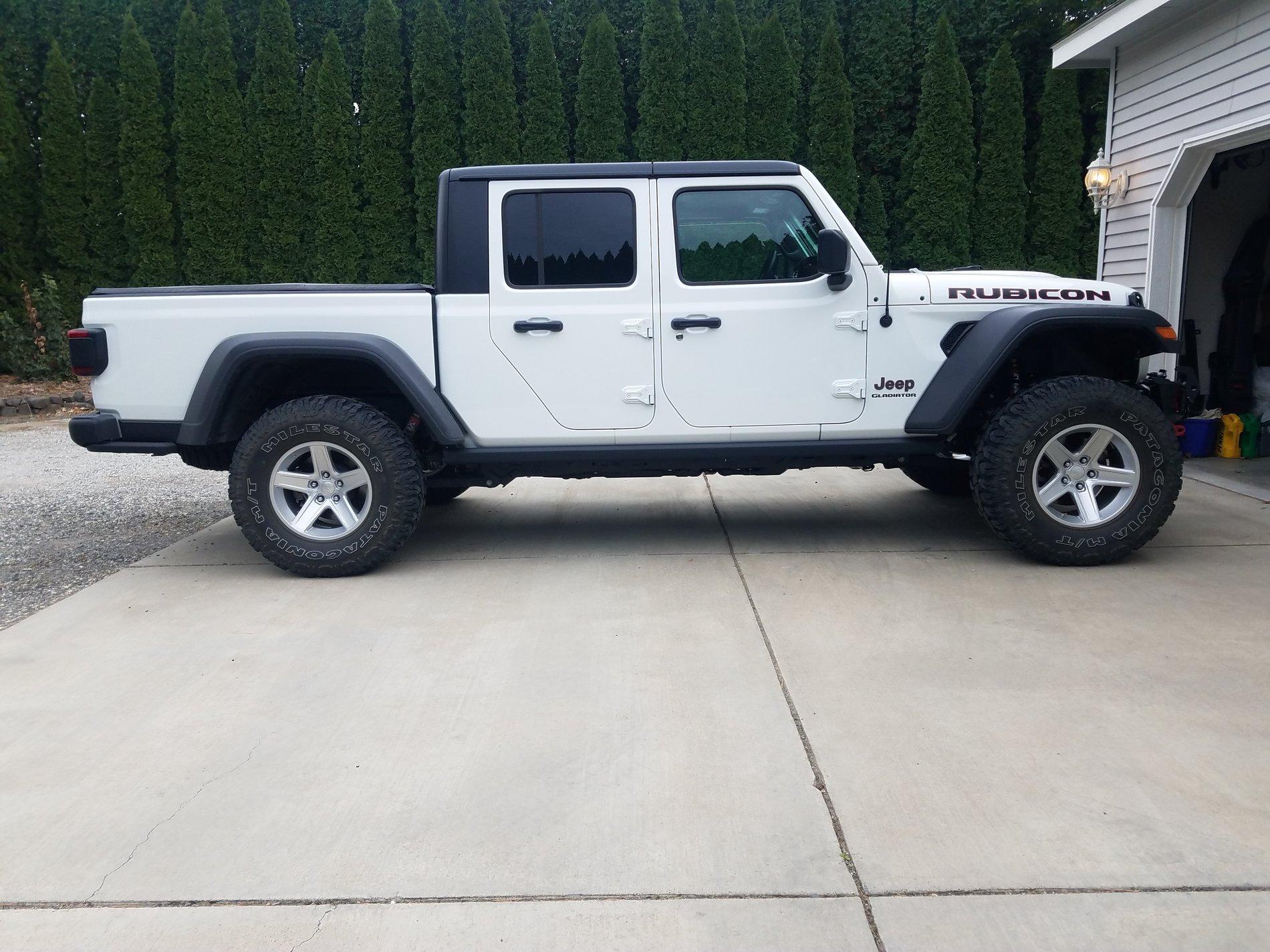 Jeep Gladiator Lets see the spacer lifts 20201017_143029