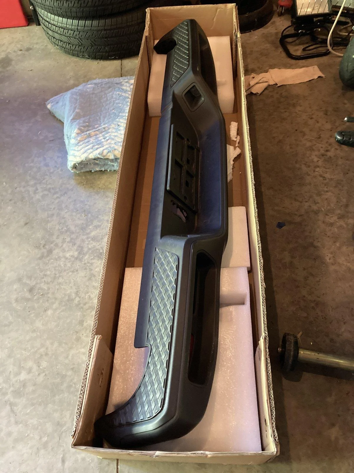 Jeep Gladiator Overland Plastic Rear Bumper C2CE329A-E100-449C-947A-9848855E285D