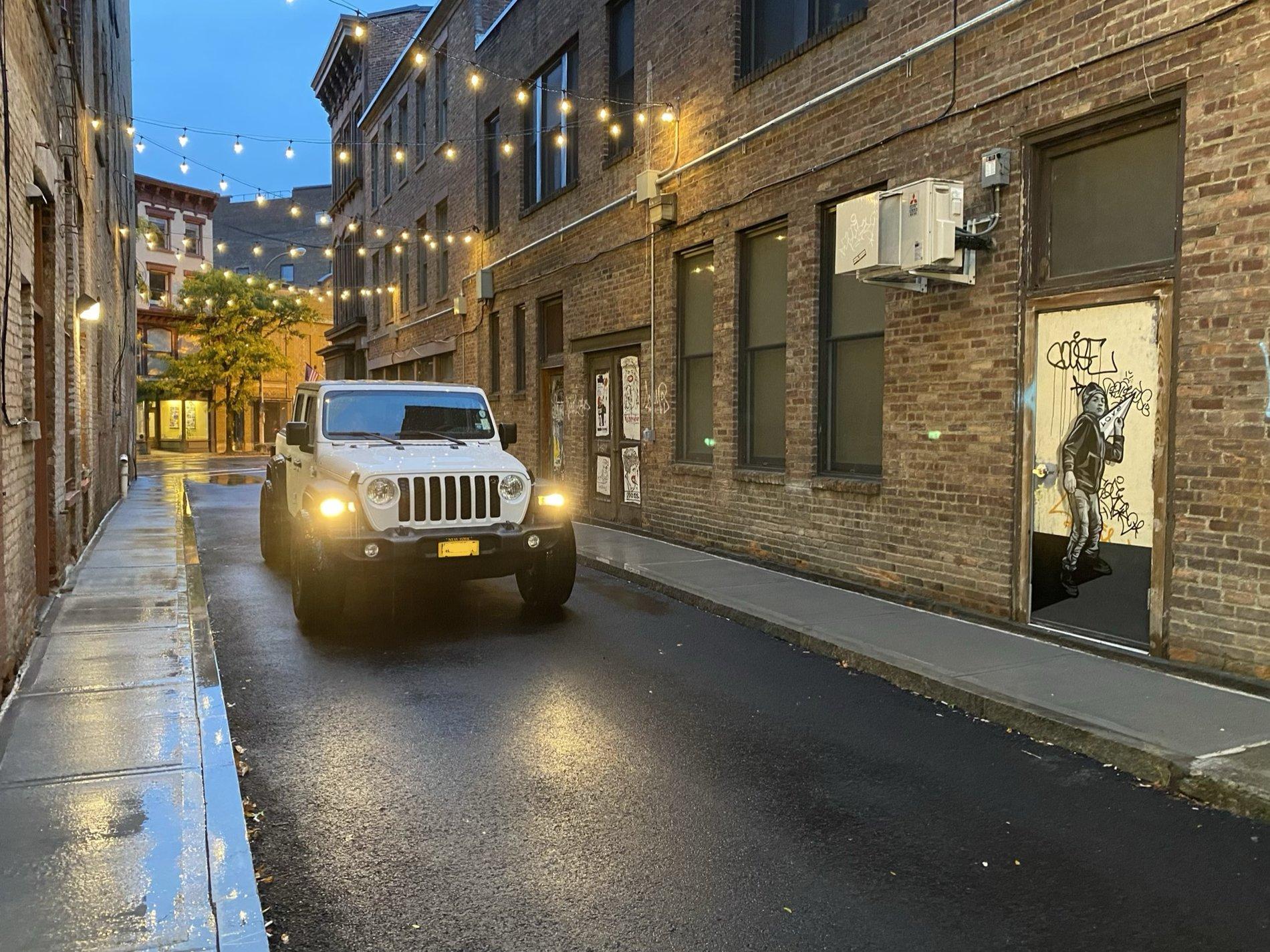 Jeep Gladiator Gladiator Glamour Shots 0B21A24B-DD99-456E-AA05-6087B3F3D0ED