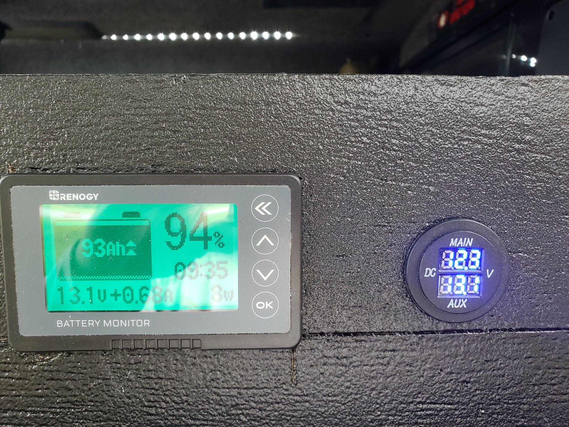 Jeep Gladiator Clyde gets organized with A.R.E. topper and Decked system 20201018_160741