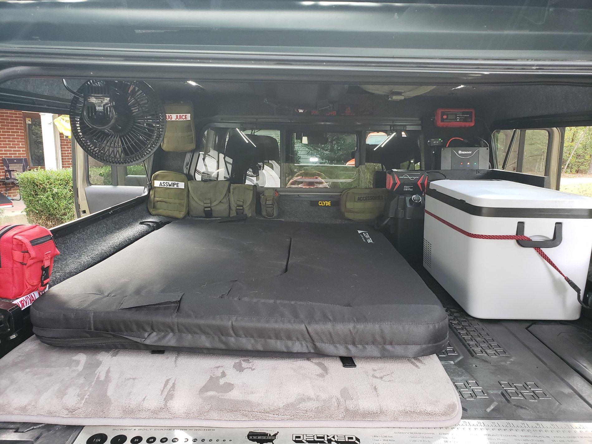 Jeep Gladiator Clyde gets organized with A.R.E. topper and Decked system 20201018_162200