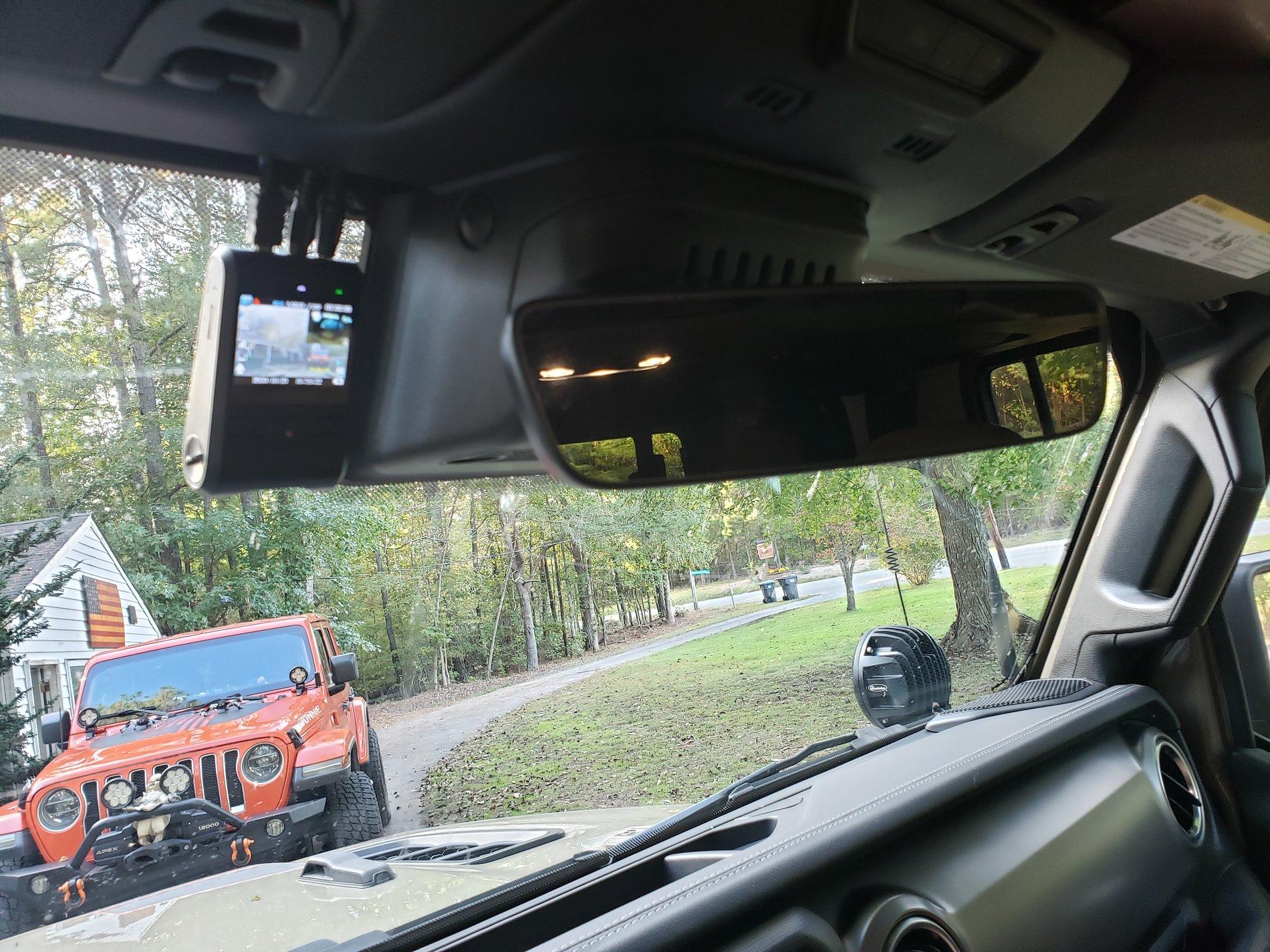 Jeep Gladiator Clyde gets organized with A.R.E. topper and Decked system 20201018_170103