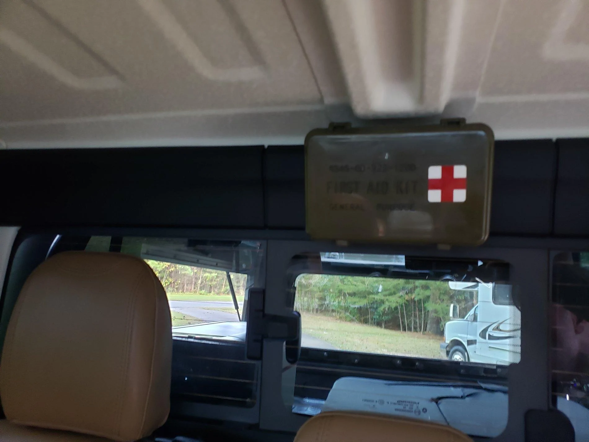 Jeep Gladiator Clyde gets organized with A.R.E. topper and Decked system 20201018_170719