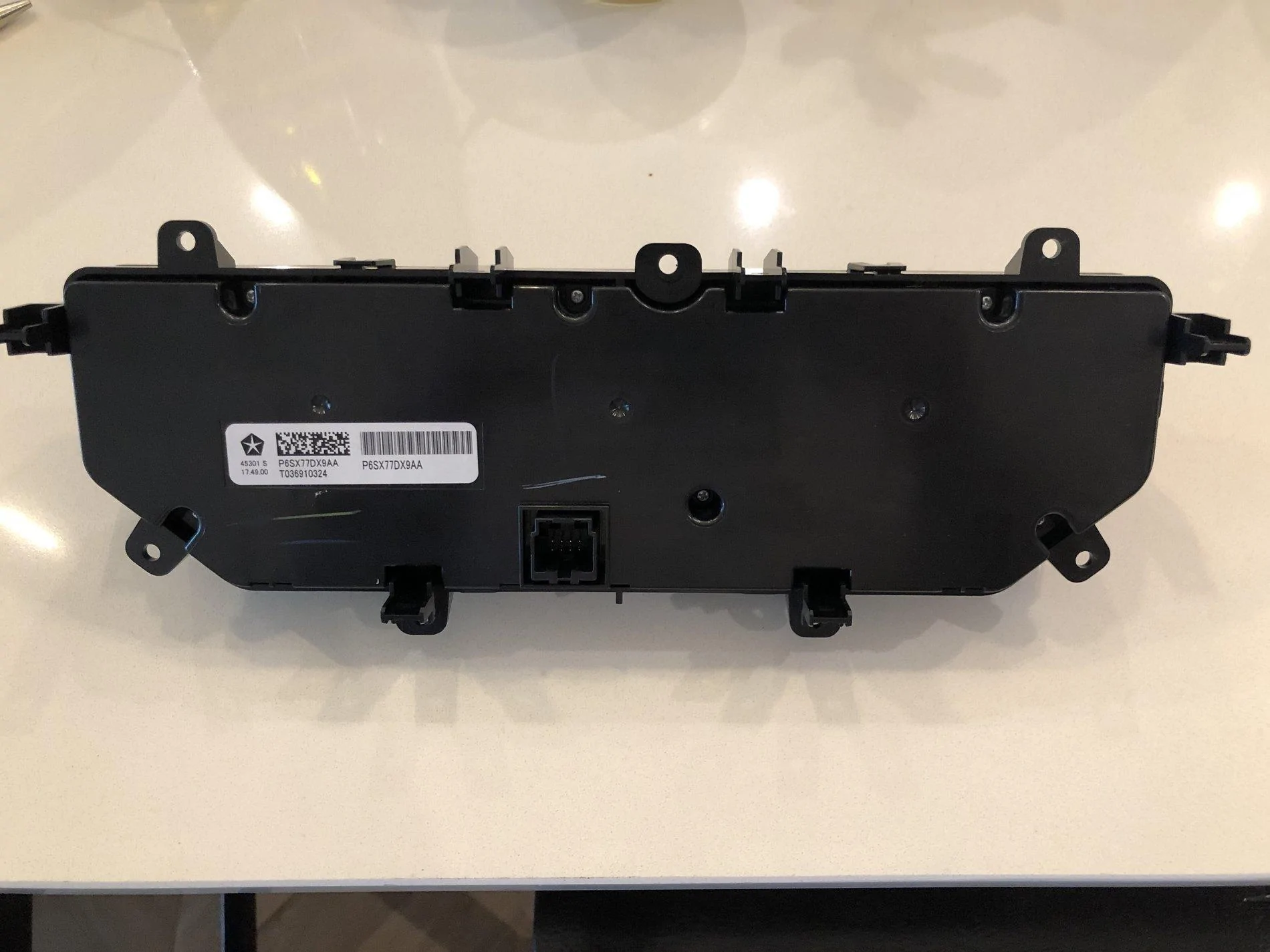 Jeep Gladiator HVAC Controls for stereo upgrade IMG_3464