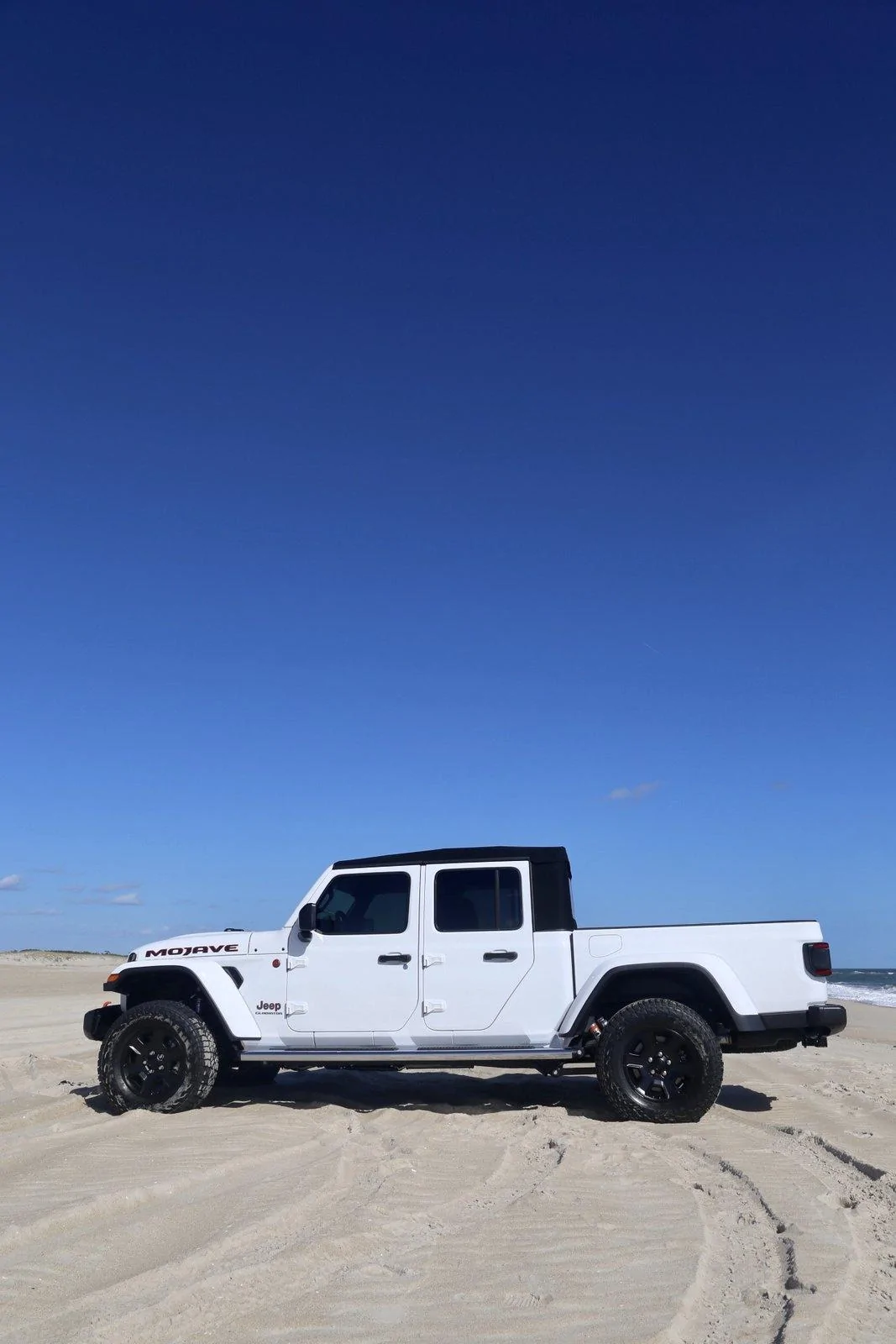 Jeep Gladiator MOJAVE Edition Gladiator JT Club 5AC84634-B3A2-4AA2-A203-C4491D01ADCF