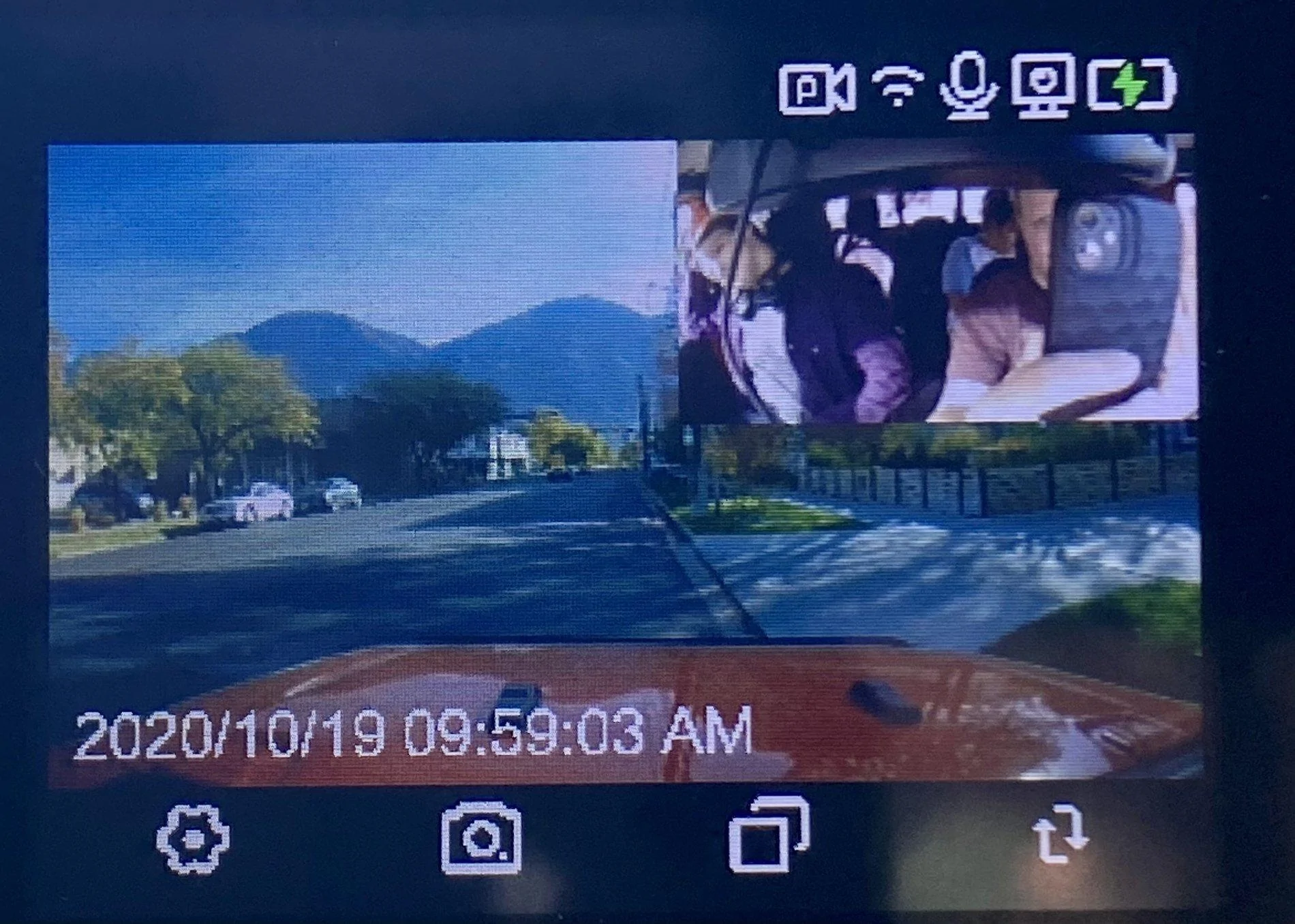 Jeep Gladiator Great Dash Cam if you have ACC module 9D63C4BD-EBE9-46AC-B7CF-8F4D32CA80BF